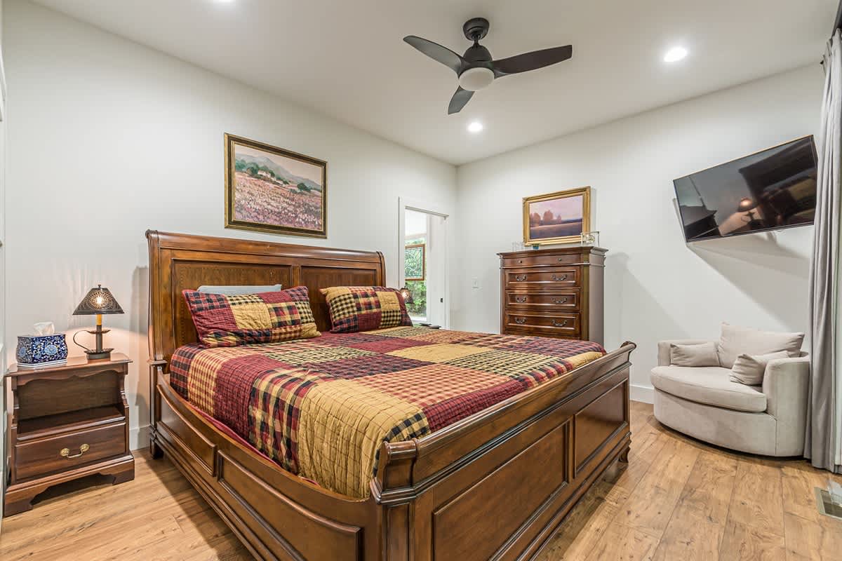 BEARADISE BUNGALOW | LUXURIOUS CANOPY RETREAT