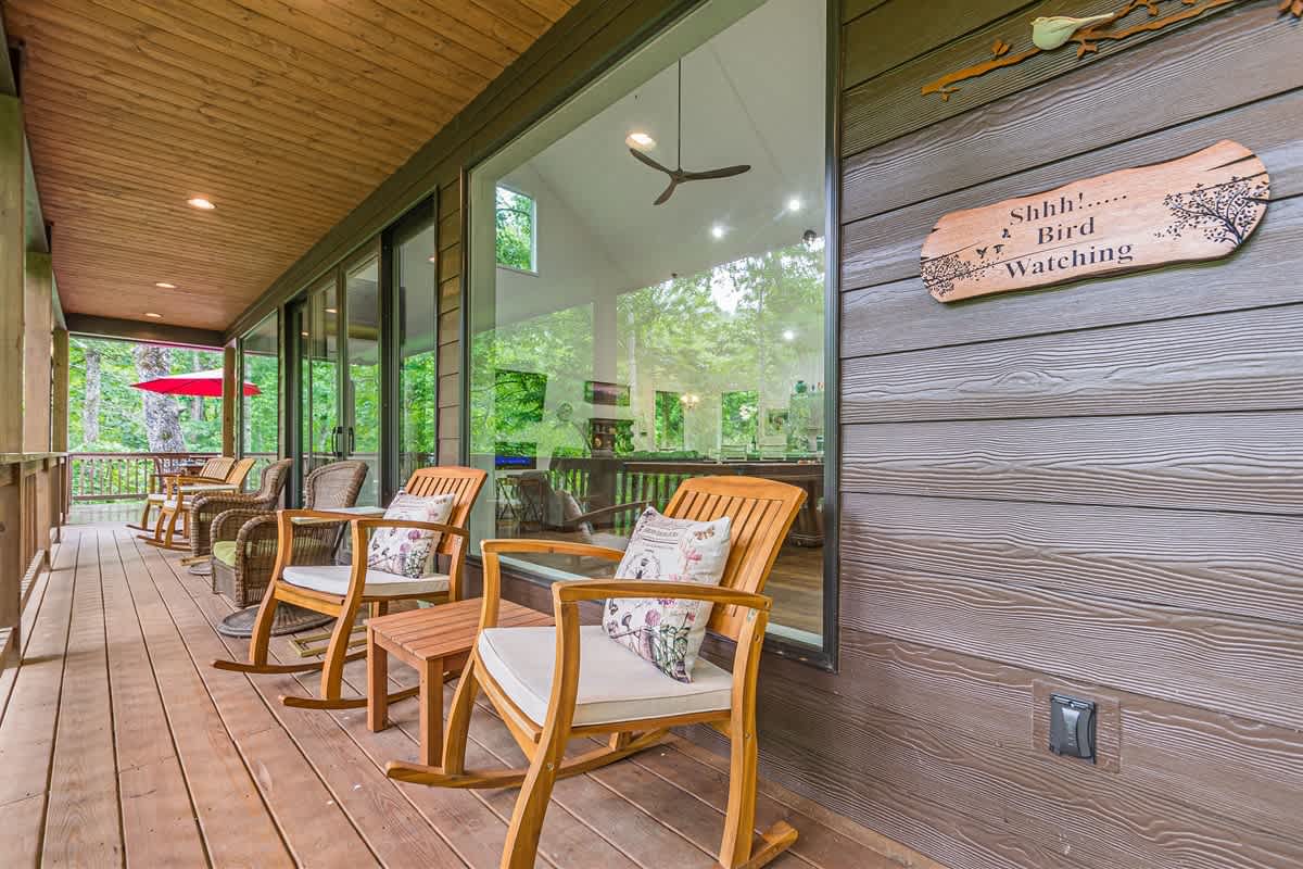 BEARADISE BUNGALOW | LUXURIOUS CANOPY RETREAT