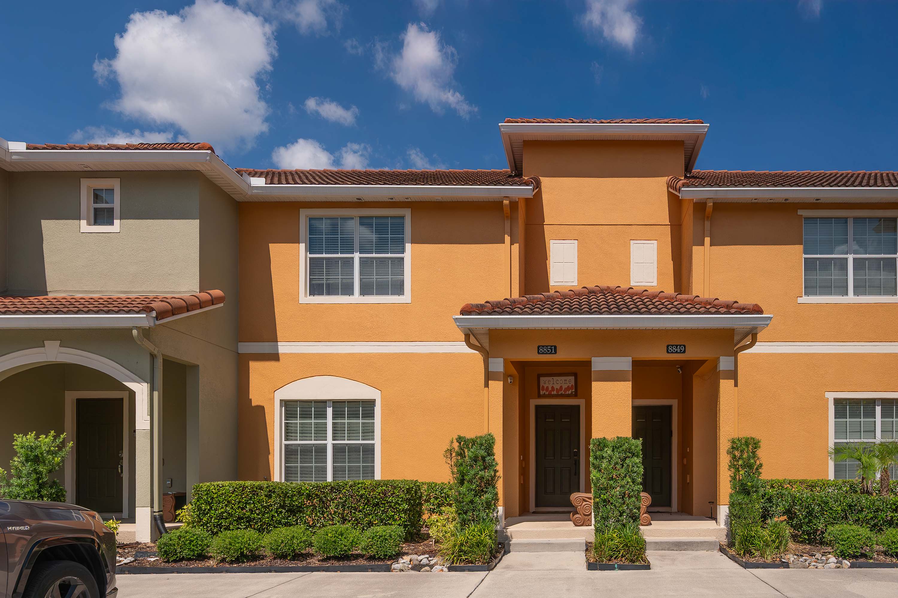 Private pool & FREE Resort near Disney! Sleeps 8