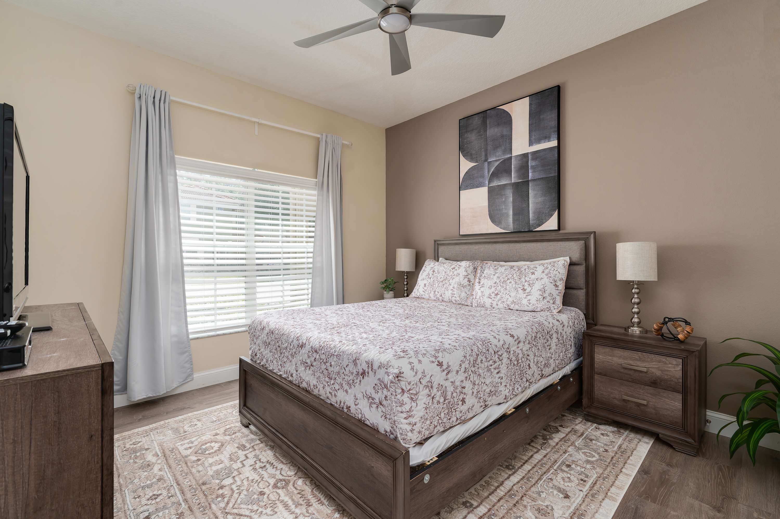 Private pool & FREE Resort near Disney! Sleeps 8