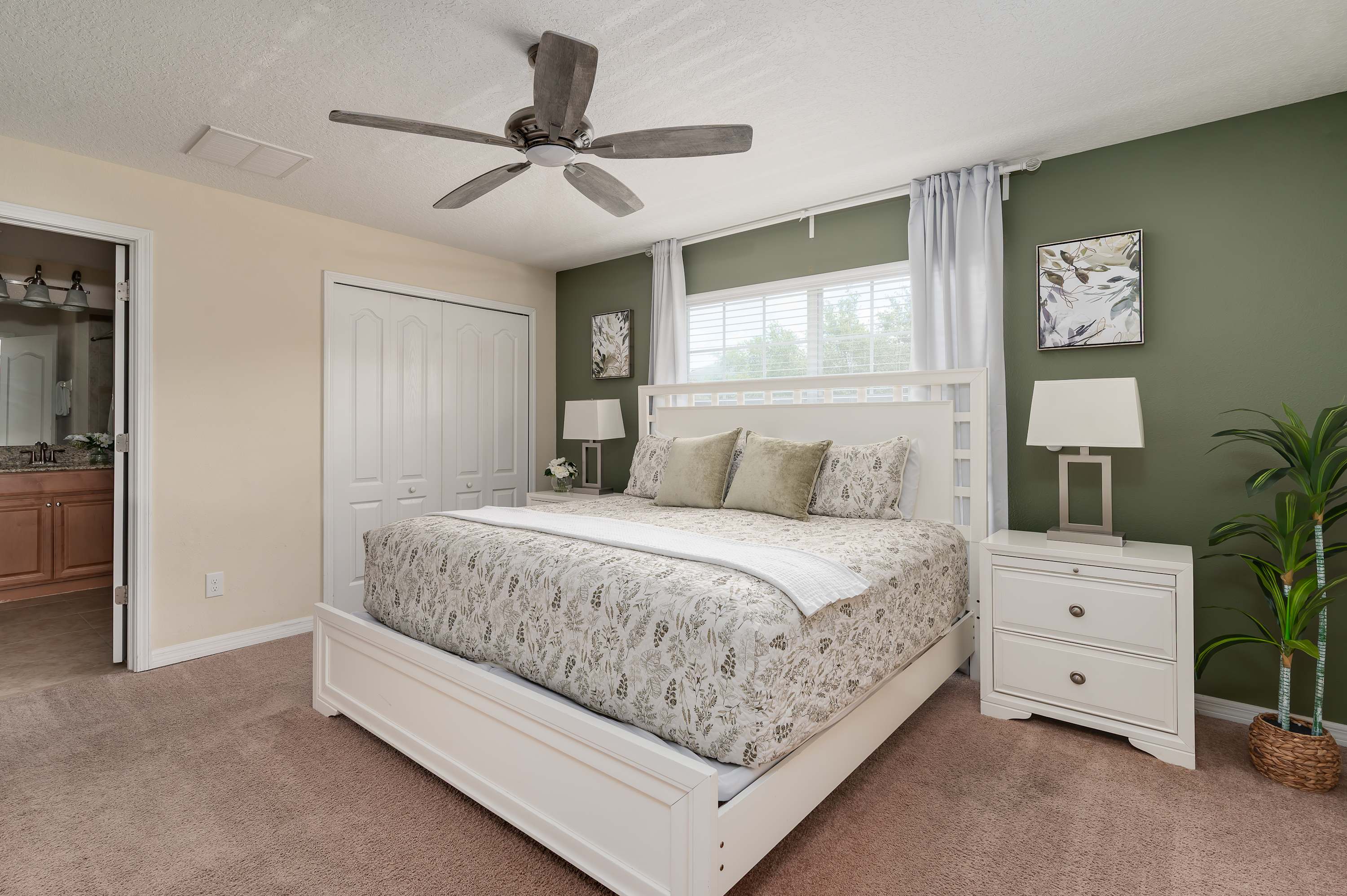 Private pool & FREE Resort near Disney! Sleeps 8