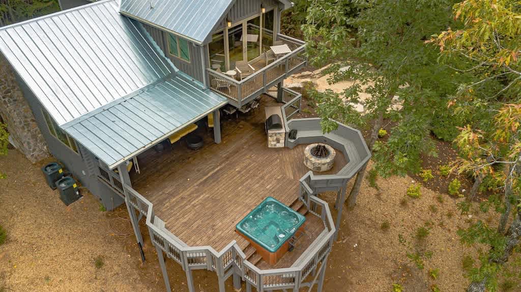 LUXURY LOG CABIN WITH MOUNTAIN VIEW | HOT TUB