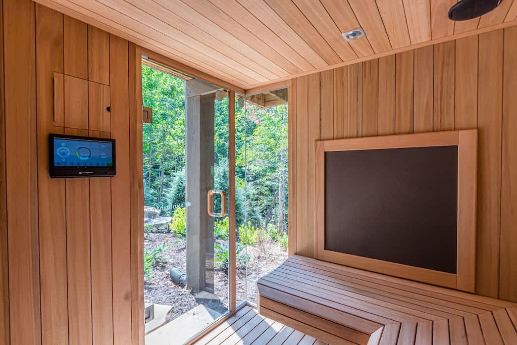 LUXURY LOG CABIN WITH MOUNTAIN VIEW | HOT TUB