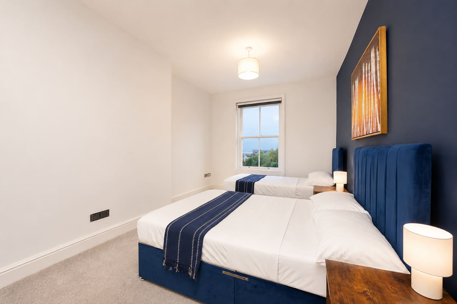 Brighton | Sleeps 13 | Beach Walk & Hove Centre in Western Road 60 BN3 1DA - Property image 5 - VivreStays