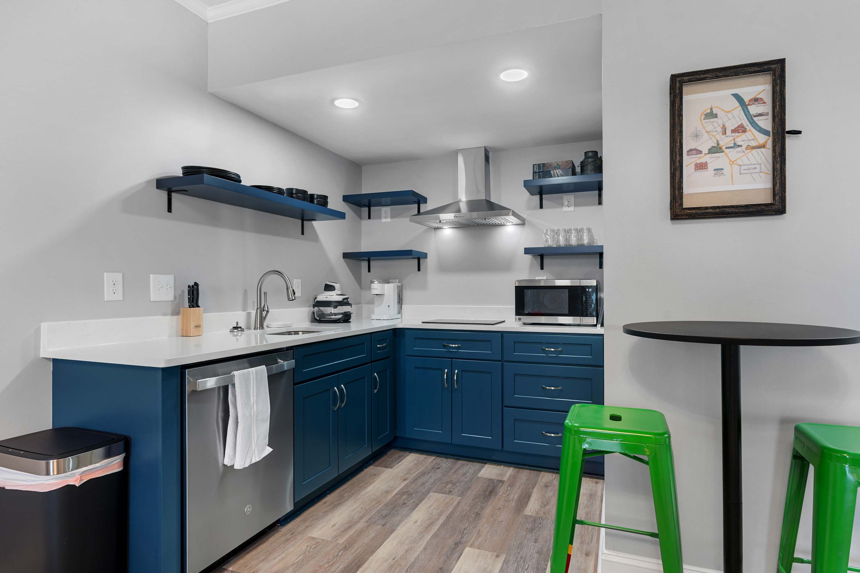 Music Row Condo · Guitar Pool · Near Broadway