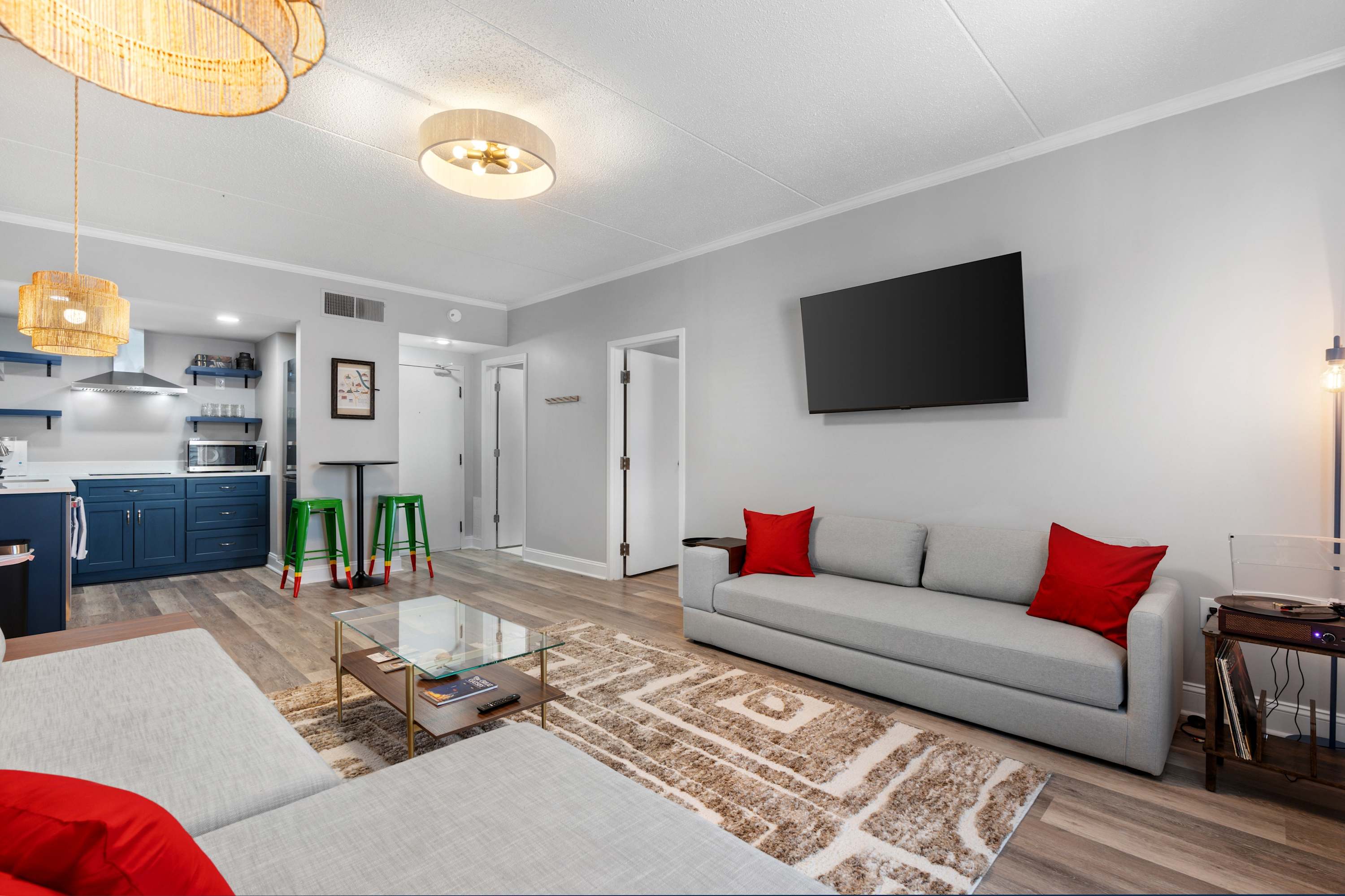 Music Row Condo · Guitar Pool · Near Broadway