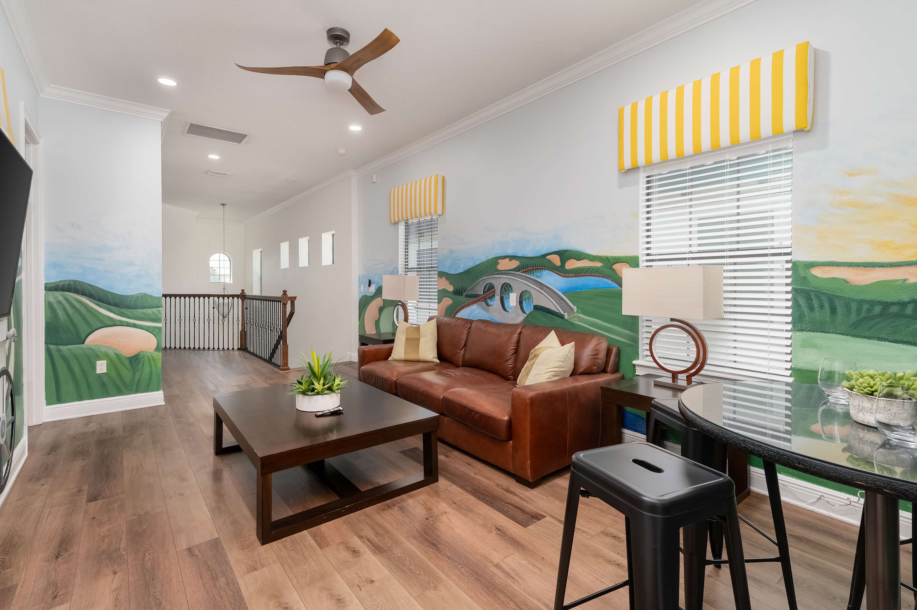 Family villa w/pool & game room