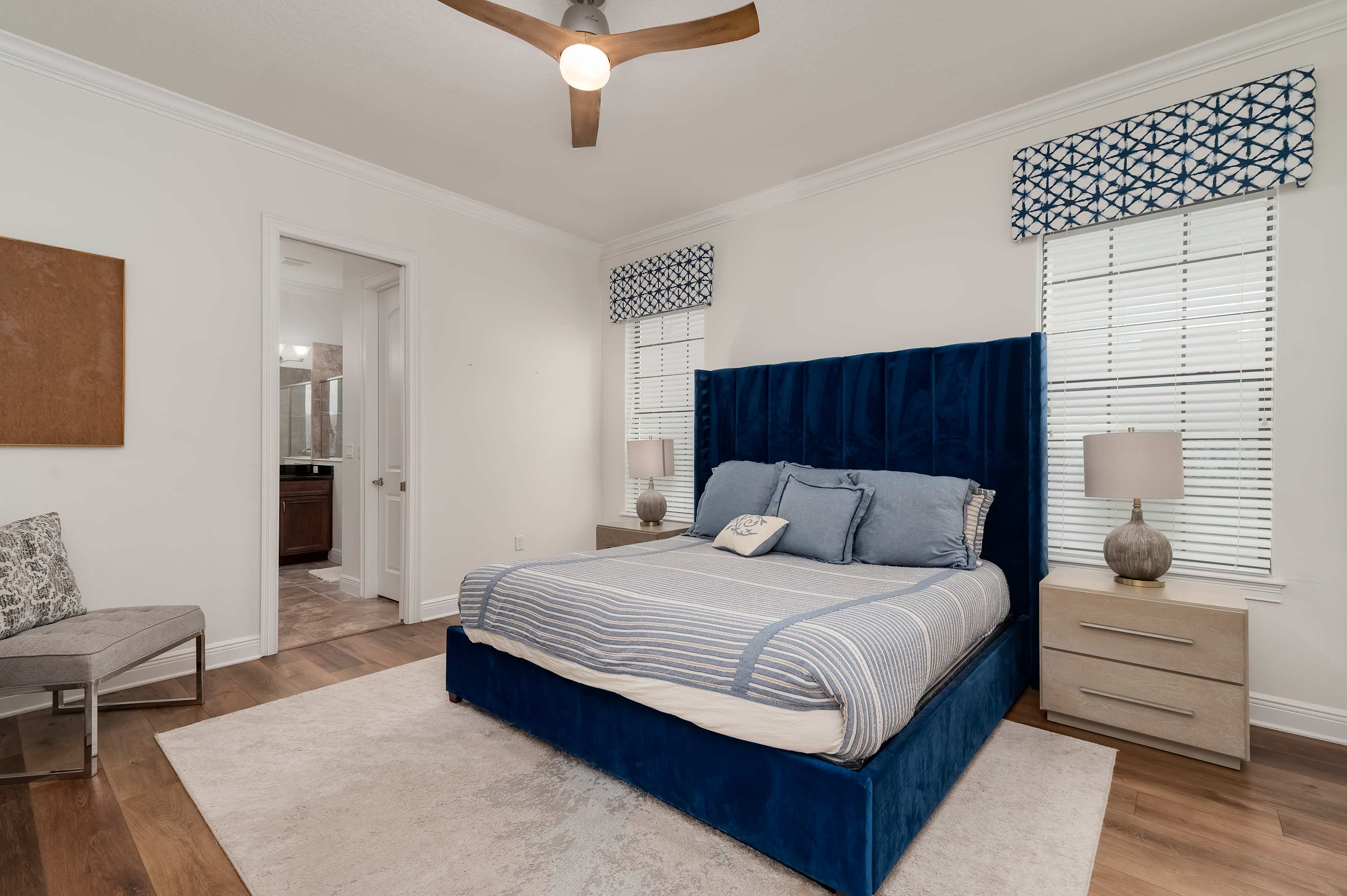 Family villa w/pool & game room