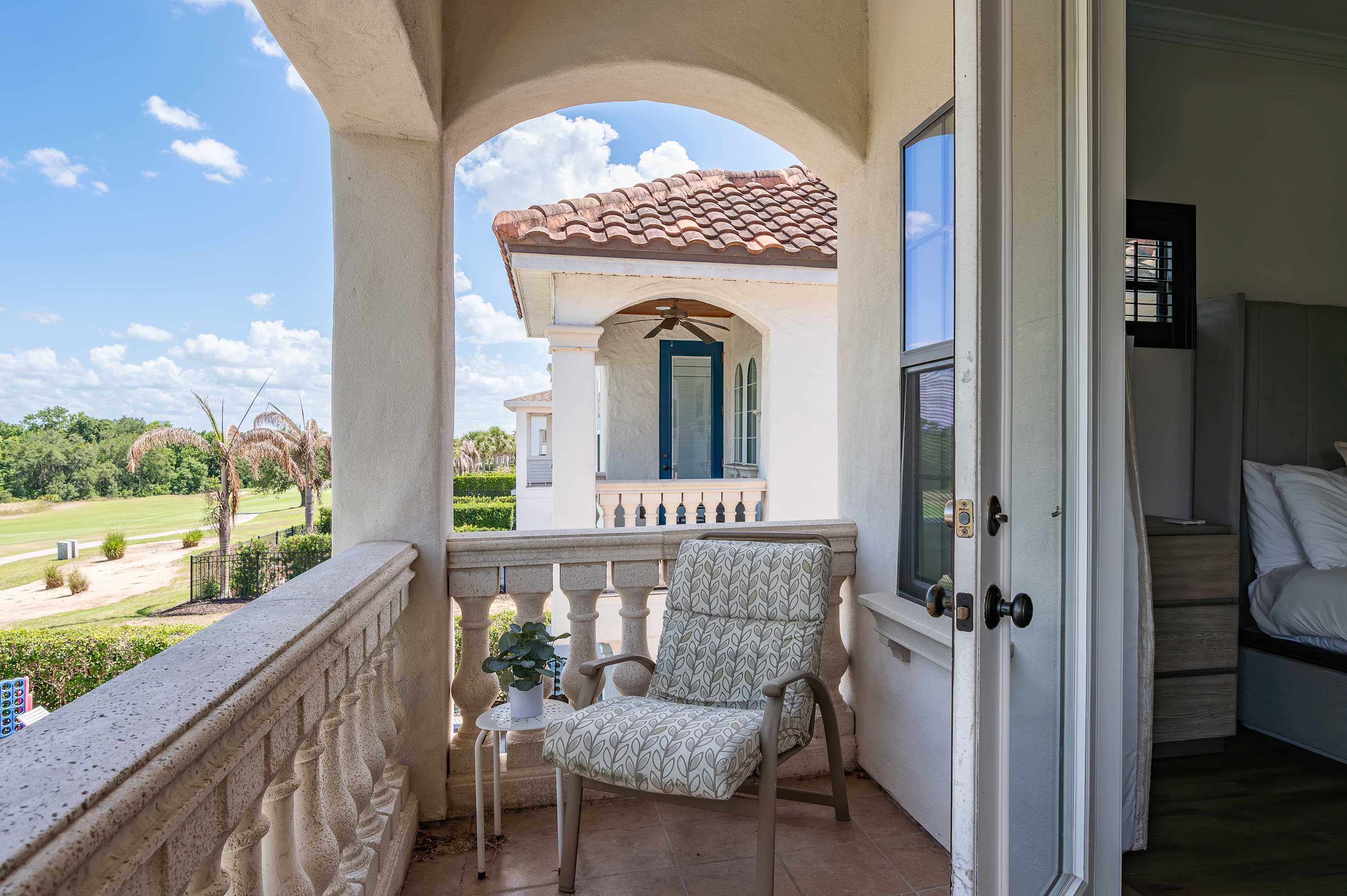 Family villa w/pool & game room