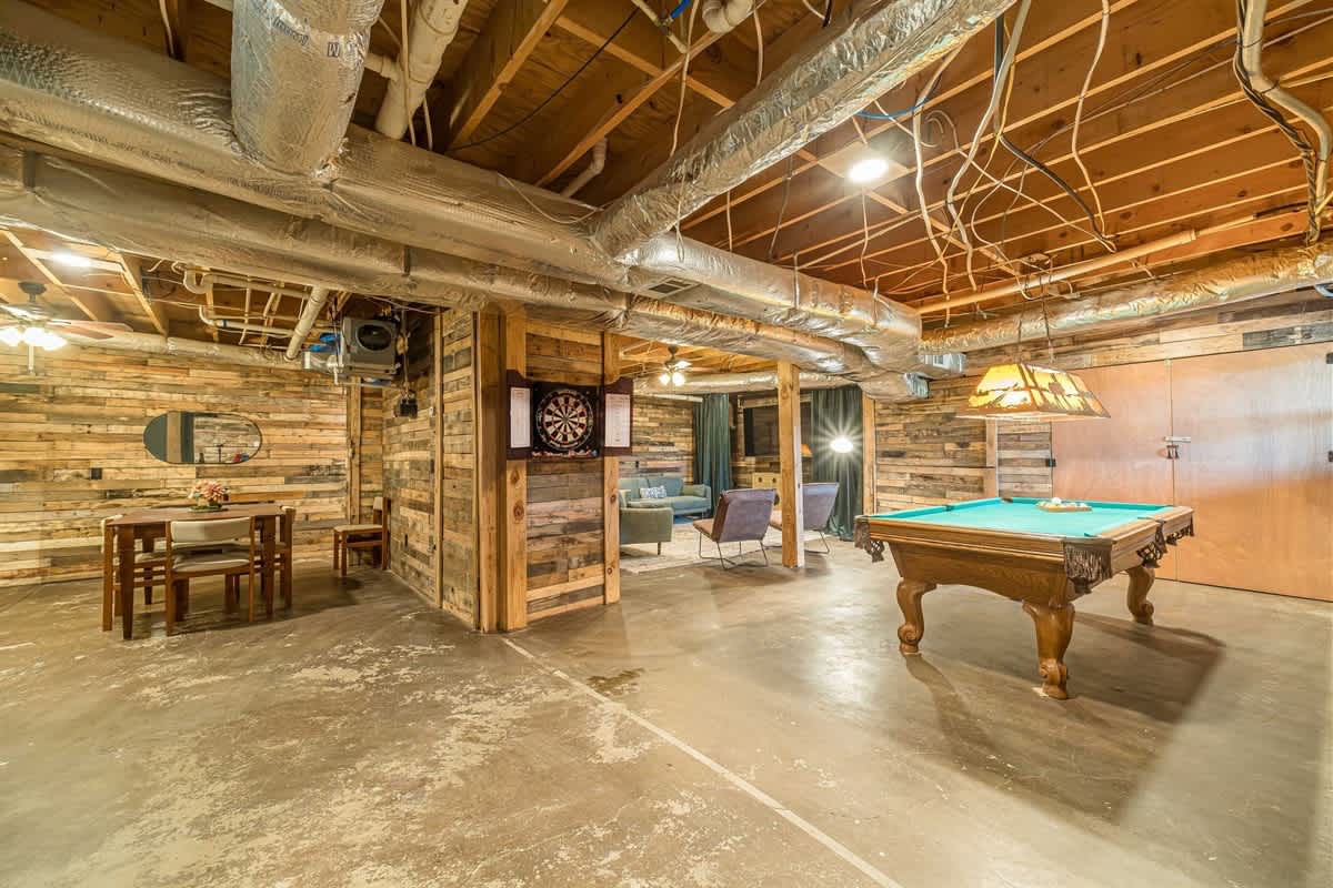 RIVER BEND LODGE- SOQUE RIVERFRONT LOG CABIN