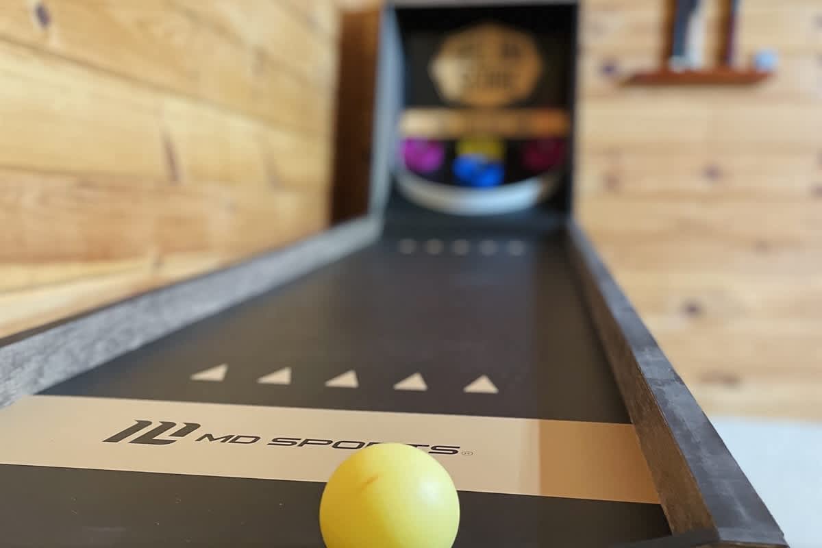 BEAR CROSSING - HOT TUB, GAME ROOM, SECLUDED