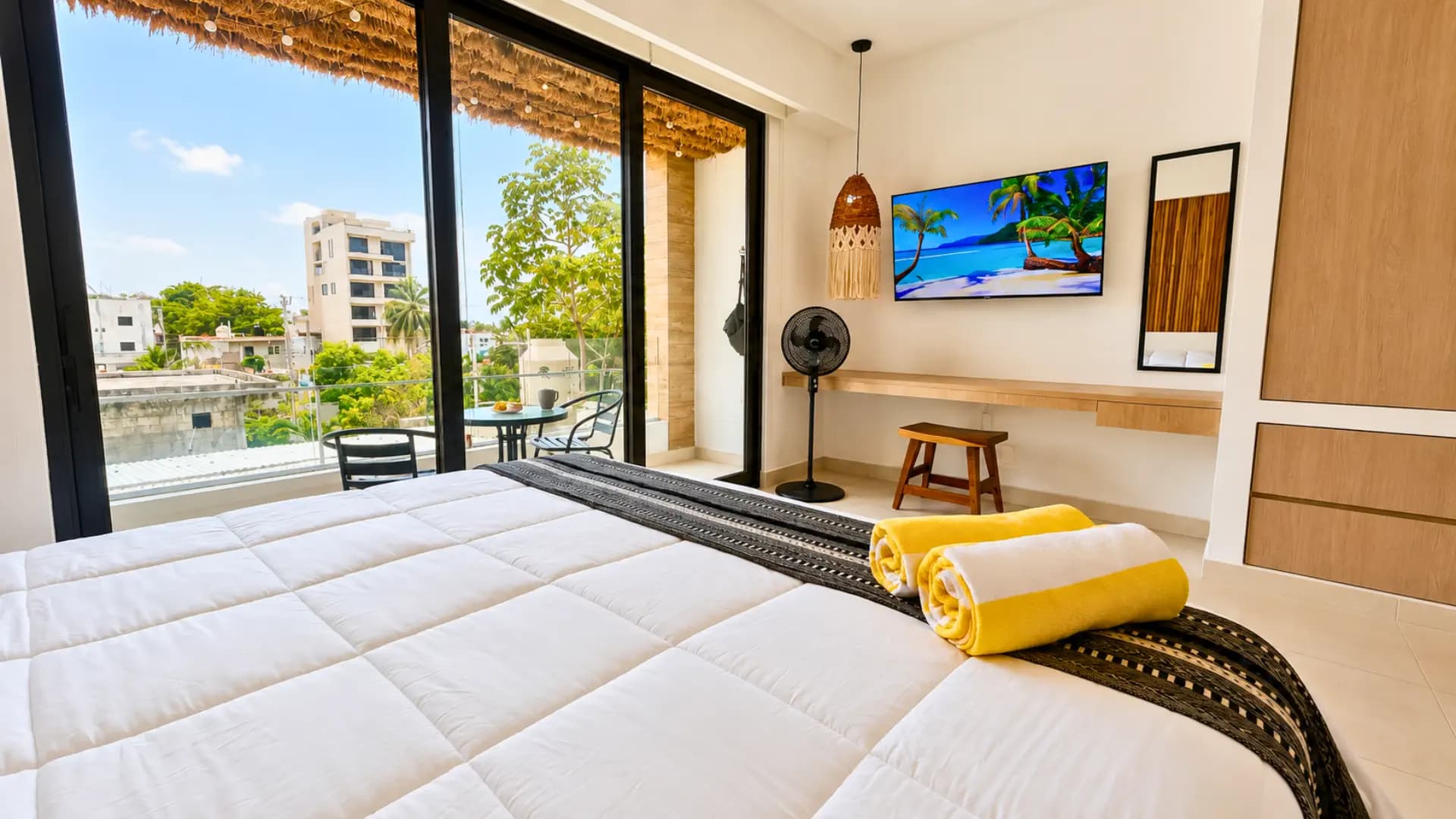 Cozy Studio steps from Coco Beach · Blanko Living — Playa del Carmen, Quintana Roo — vacation rental