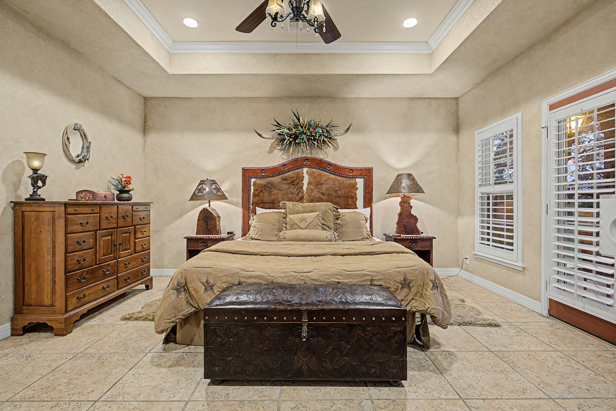 River House | 4-BDR Luxury Riverfront Estate | Photo 20