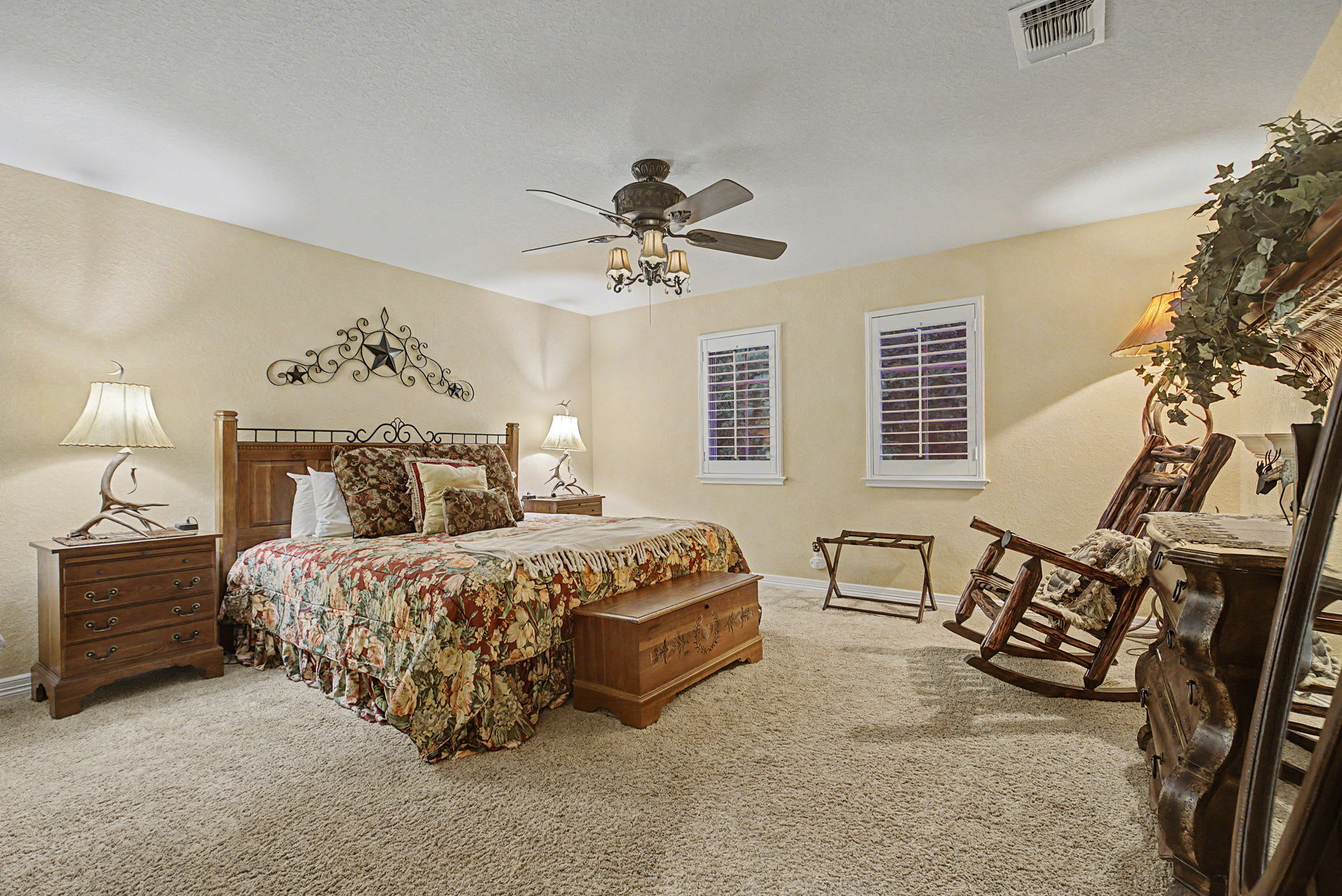 River House | 4-BDR Luxury Riverfront Estate | Photo 25