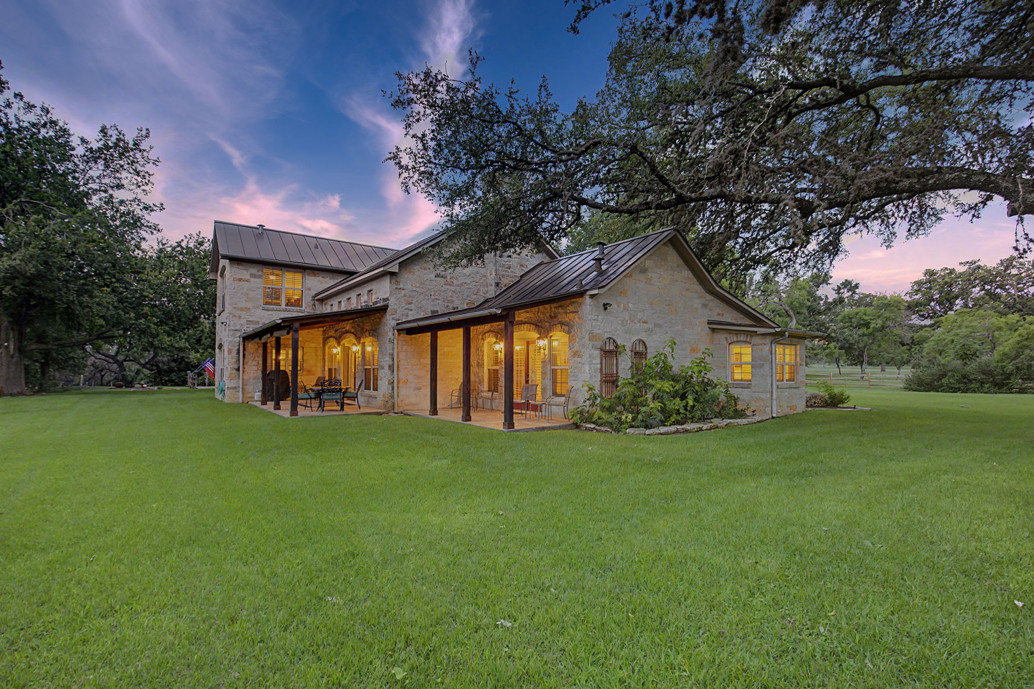 River House | 4-BDR Luxury Riverfront Estate | Photo 48