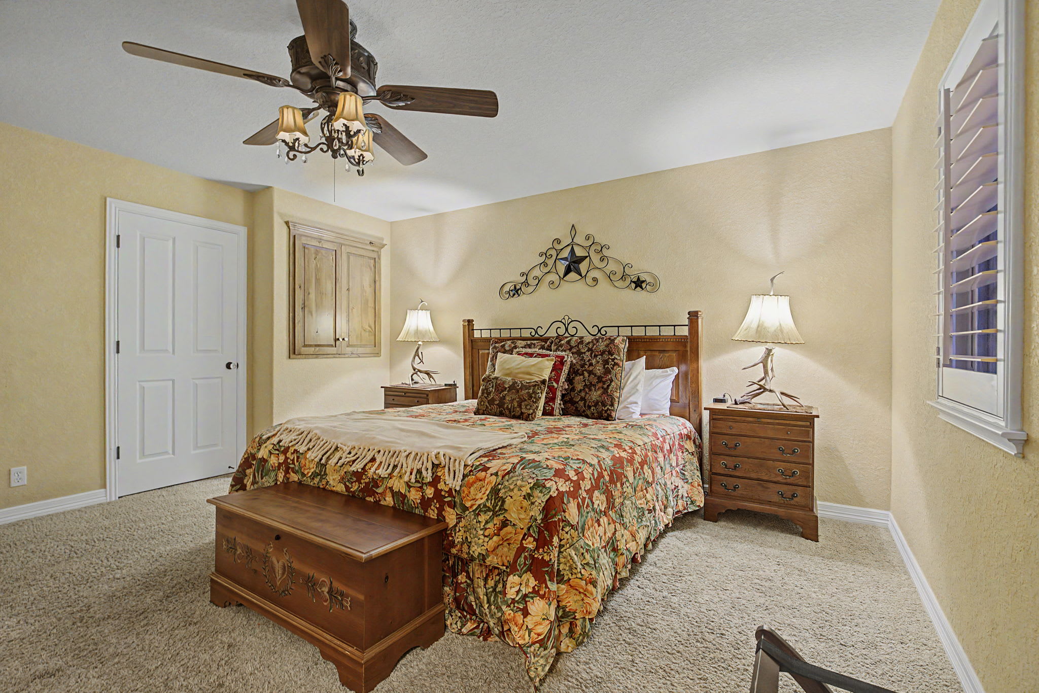 River House | 4-BDR Luxury Riverfront Estate | Photo 24
