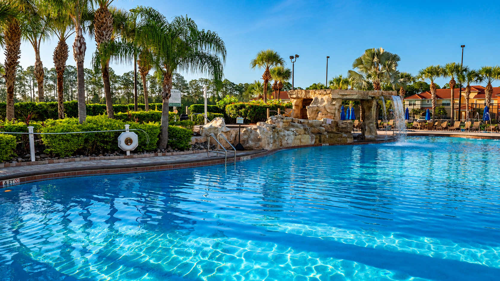Private pool & FREE Resort near Disney! Sleeps 8