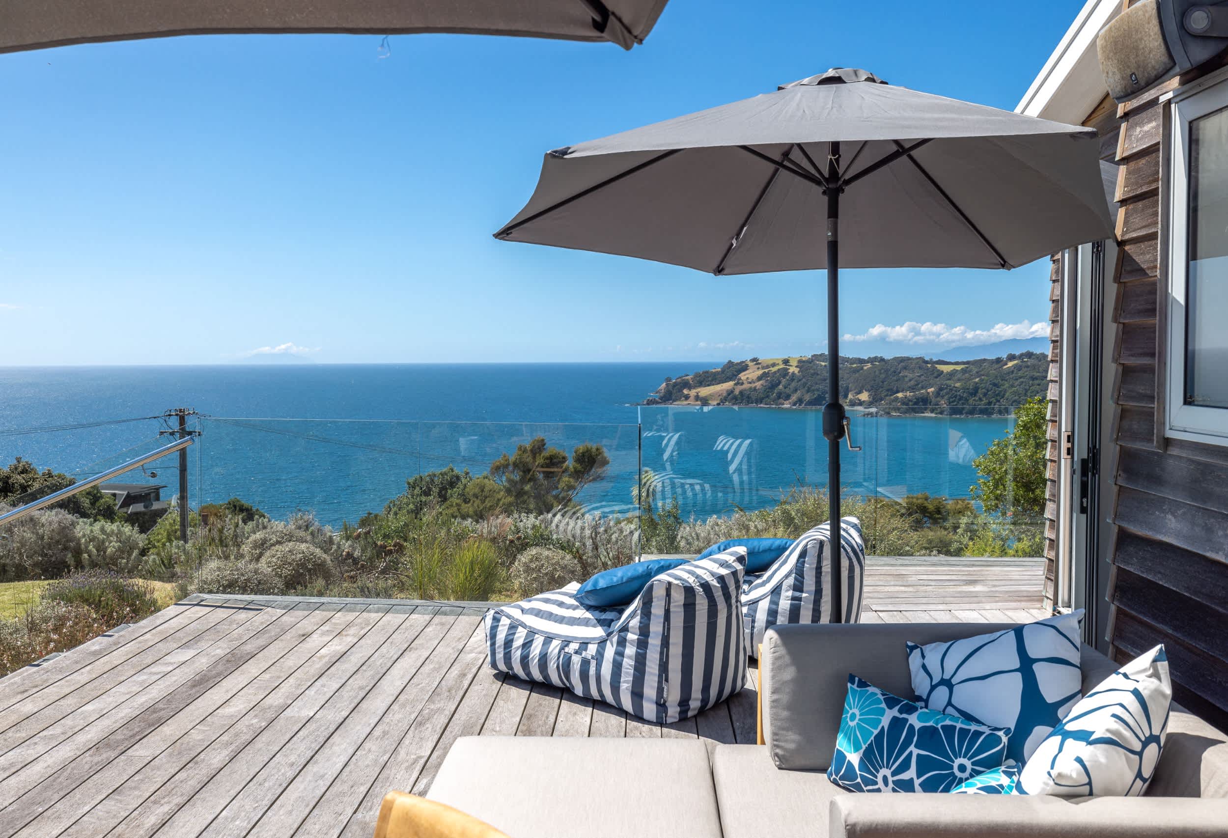 The Belle House – Where Sea Meets Sky — Waiheke Island, Auckland — vacation rental