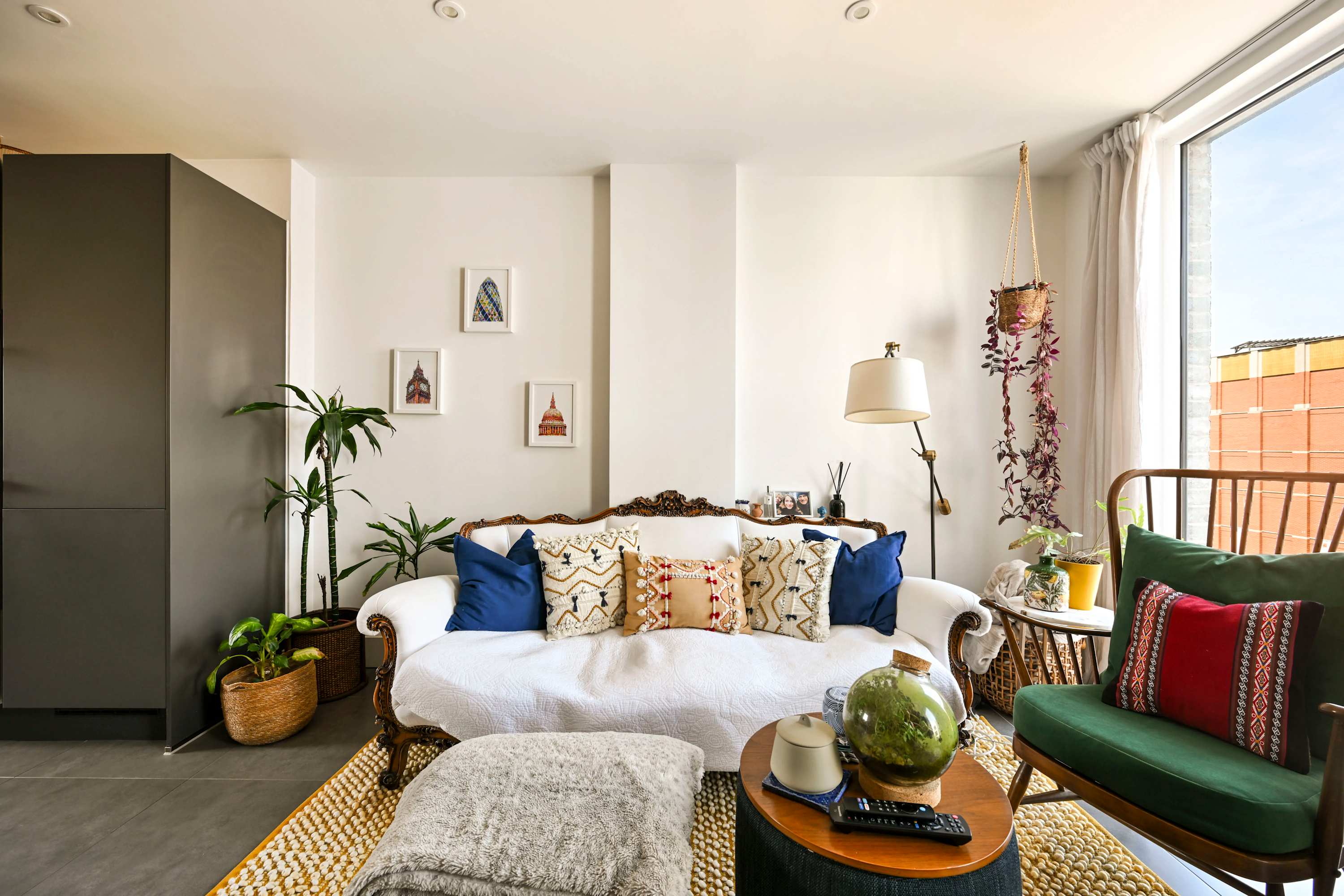 Modern Flat with Country Charm