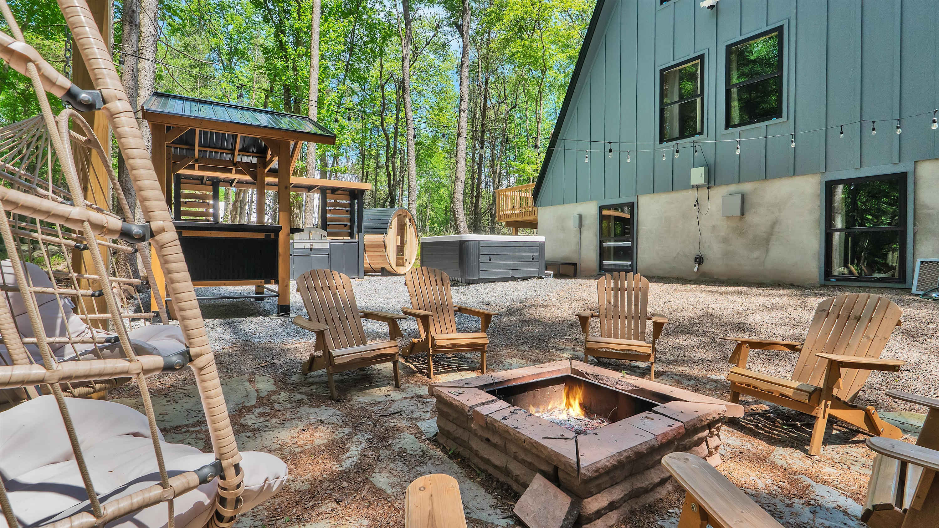 Pines A-Frame Cabin | Sauna | HotTub 