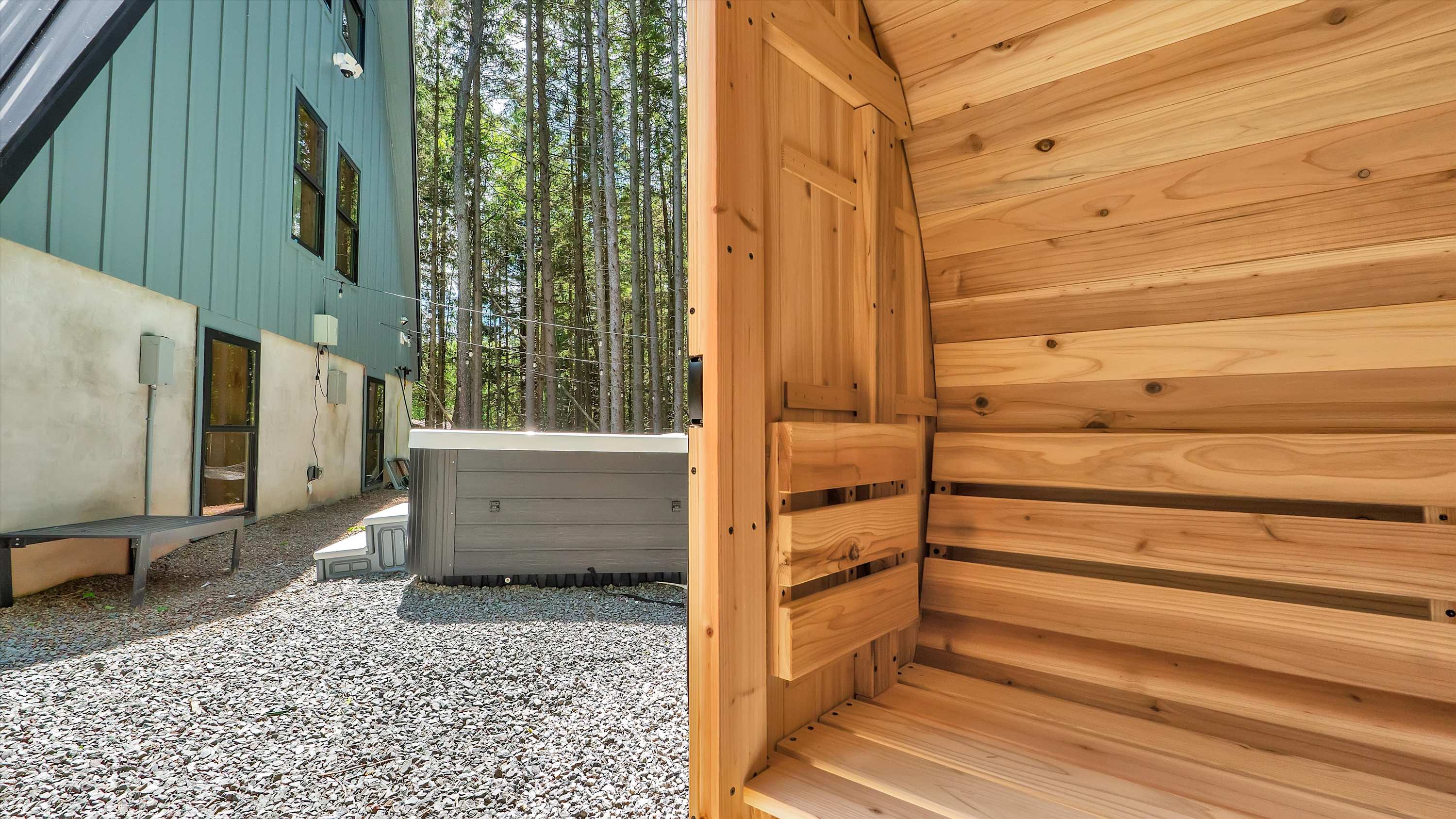 Pines A-Frame Cabin | Sauna | HotTub 