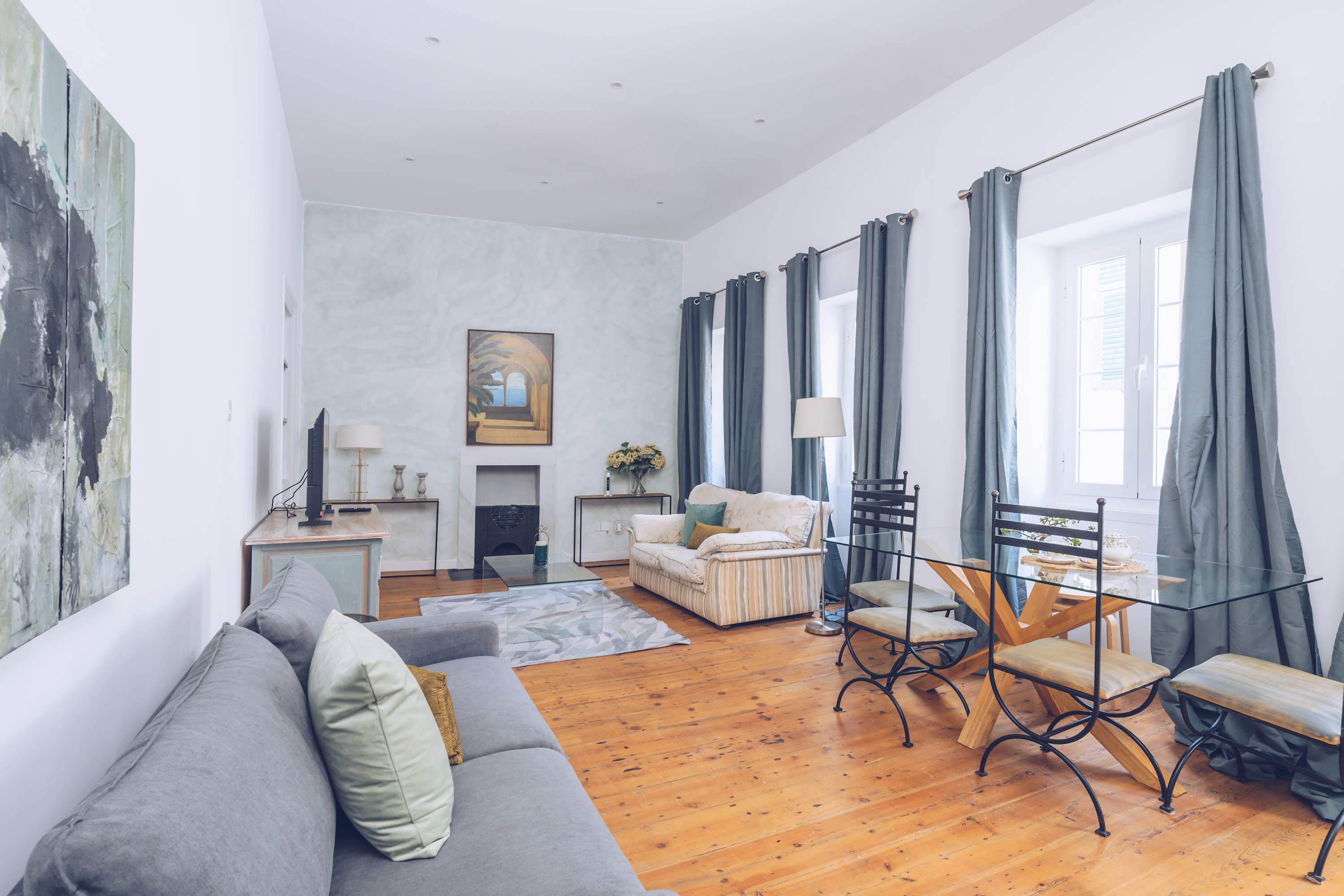 2-BR Fully Equipped Perfect Short Stay in Gibraltar Town — Gibraltar — vacation rental