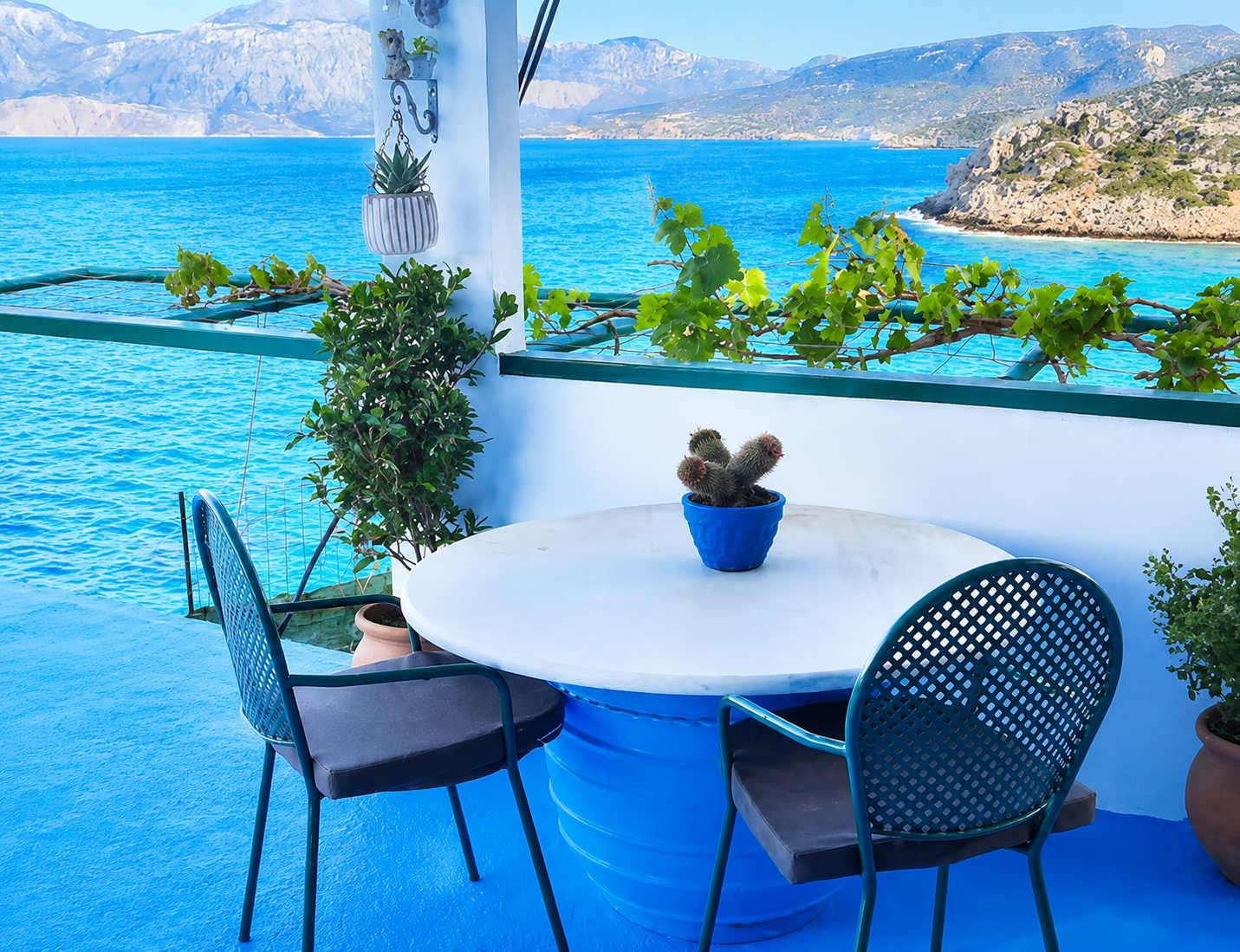 Seaside Ntounas Apartments - Quaint and Homely