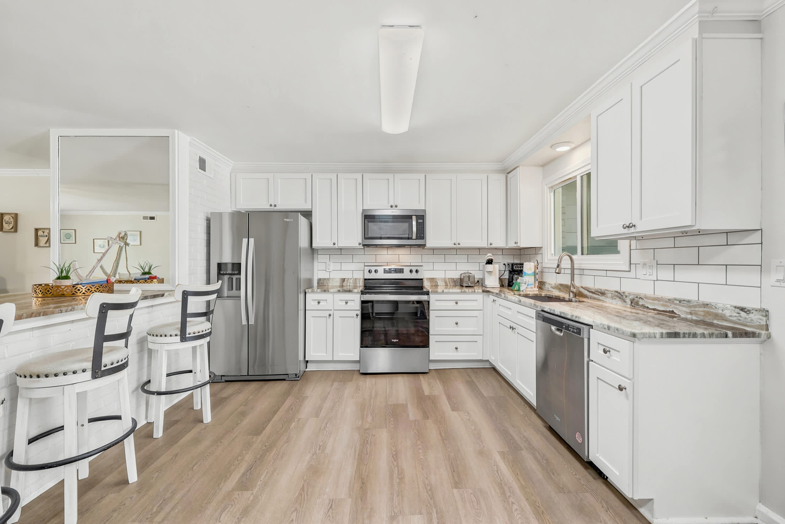 2 Kitchens