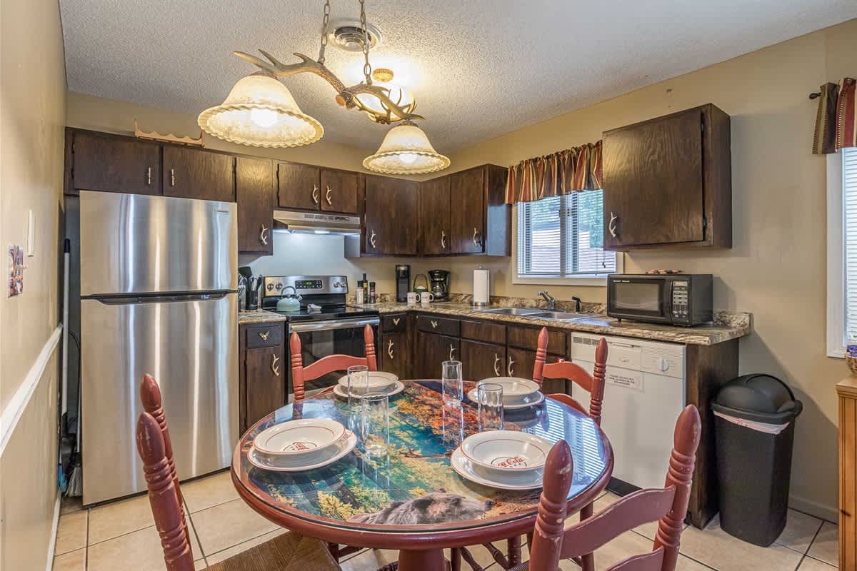 CONDO | BALCONY OVERLOOKING RIVER | DOWNTOWN HELEN