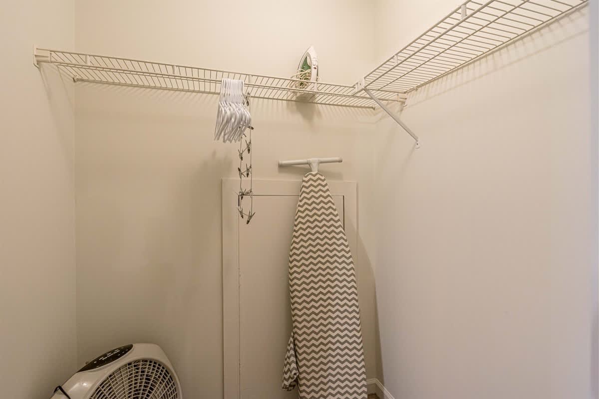 CONDO | BALCONY OVERLOOKING RIVER | DOWNTOWN HELEN