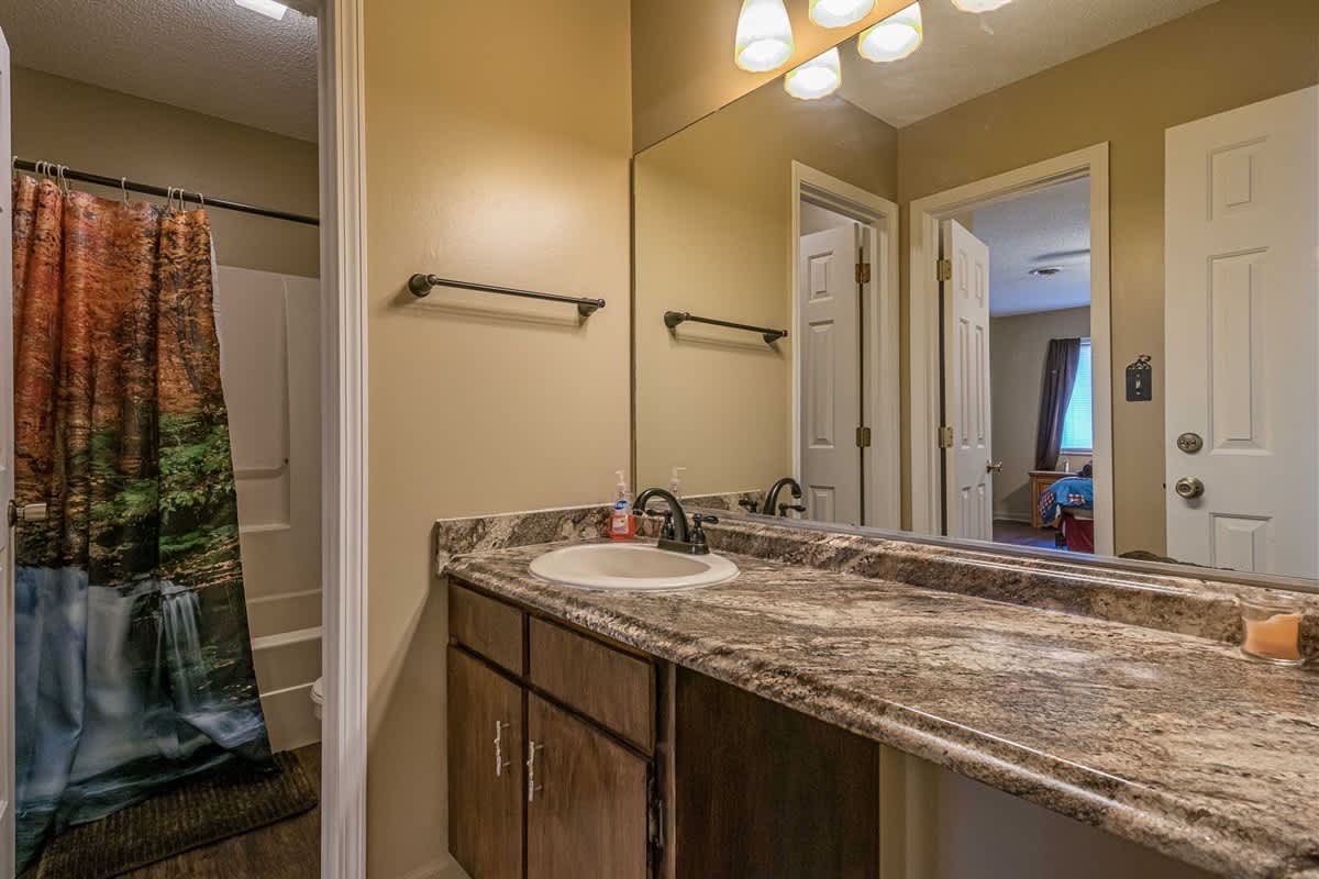 CONDO | BALCONY OVERLOOKING RIVER | DOWNTOWN HELEN
