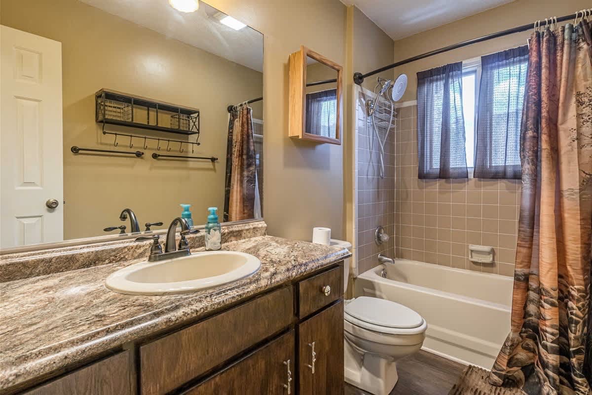 CONDO | BALCONY OVERLOOKING RIVER | DOWNTOWN HELEN