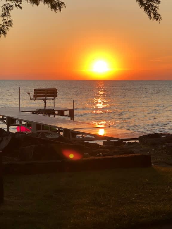 Here Comes the Sun(set) delivers on gorgeous sunsets and a beautiful home!