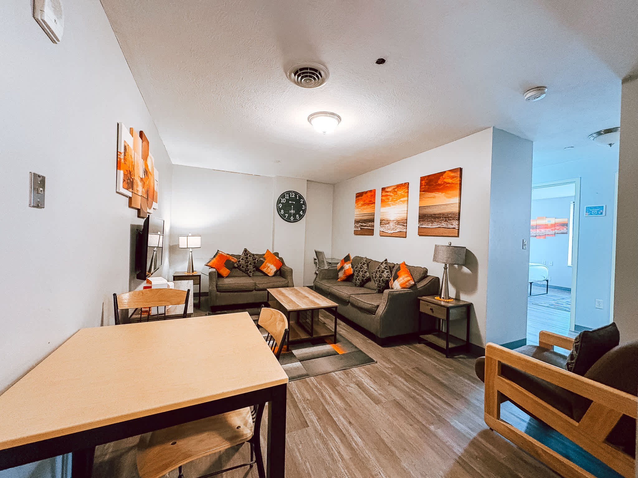 2BR 2BA Downtown Apt | Water + City Views