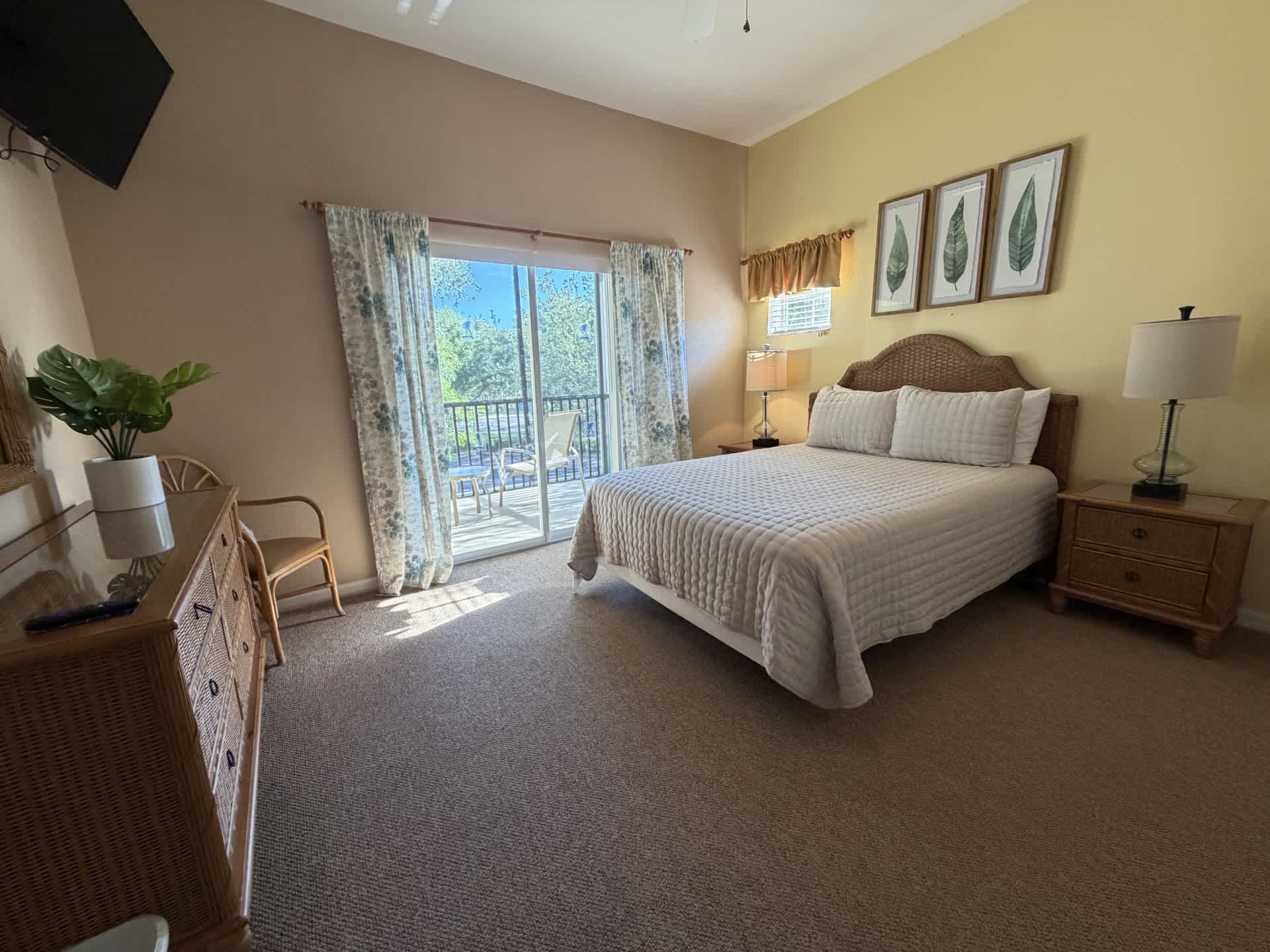 Second Floor Bahama Bay Condo Private Balcony