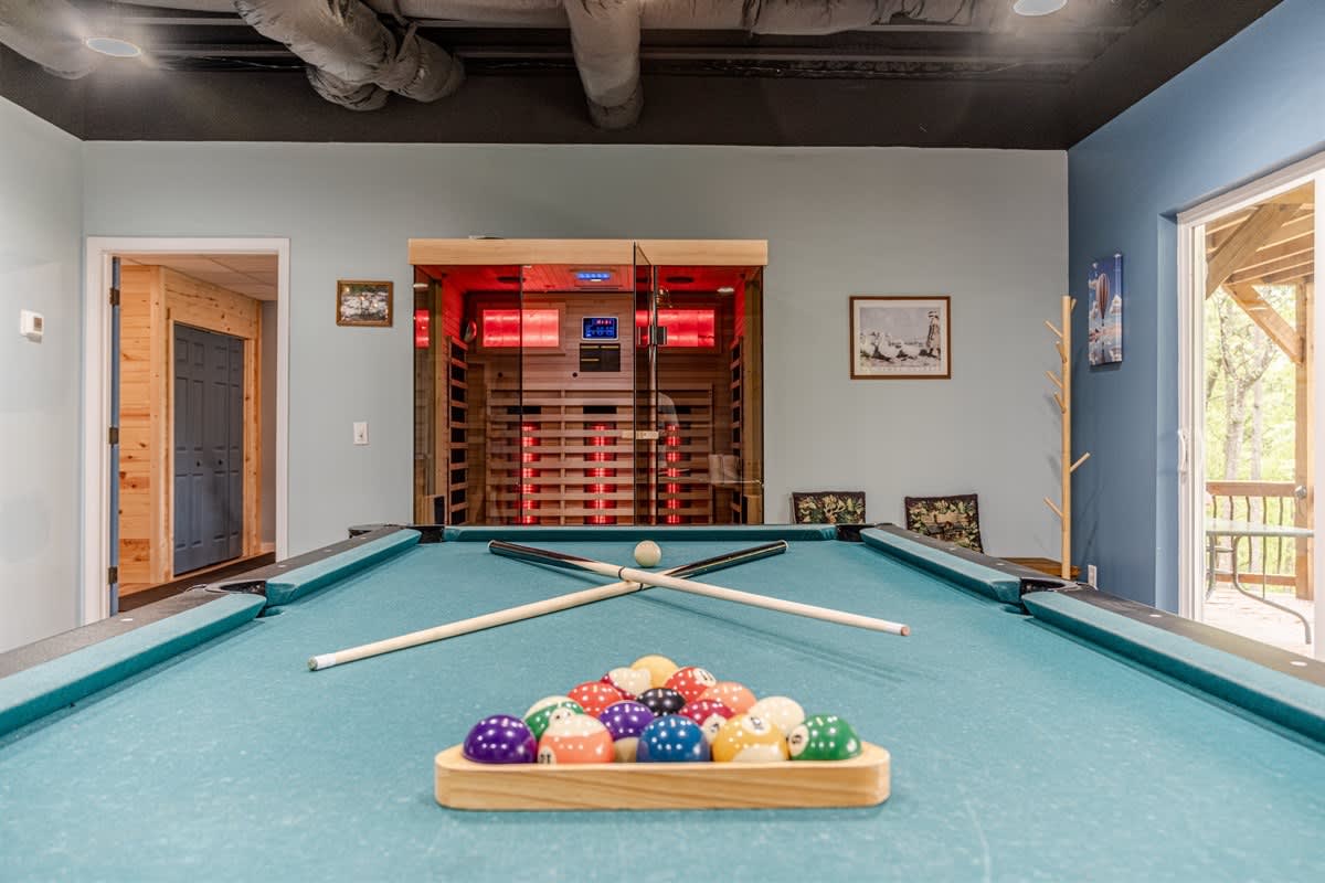HOUSE OF BLUES | LUXURY GOLF/MOUNTAIN RETREAT