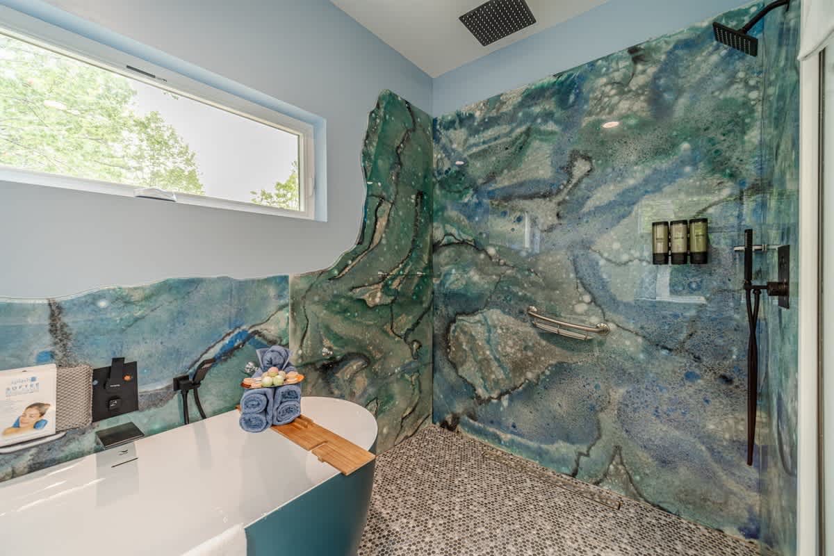 HOUSE OF BLUES | LUXURY GOLF/MOUNTAIN RETREAT