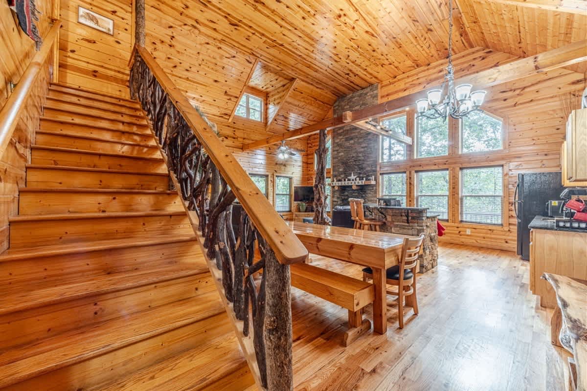 FROHE HUTTE l PRIVATE LUXURY GETAWAY & GAME ROOM
