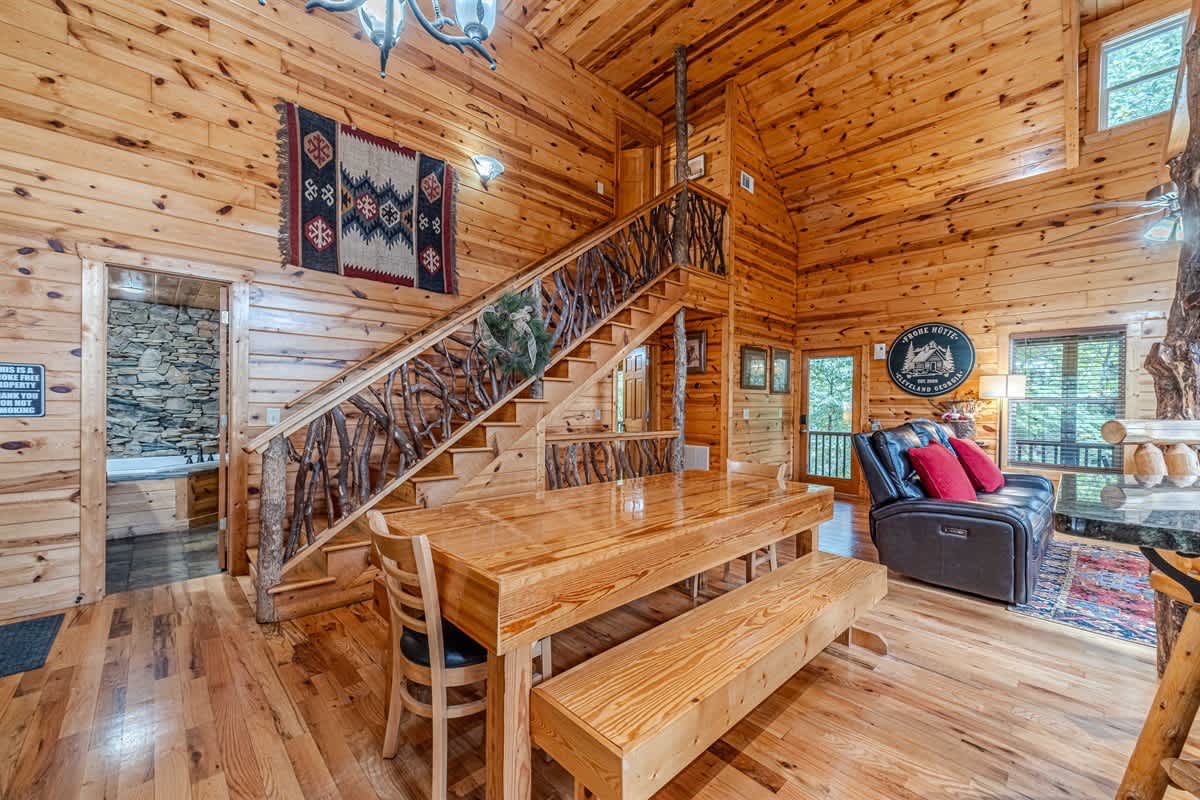 FROHE HUTTE l PRIVATE LUXURY GETAWAY & GAME ROOM