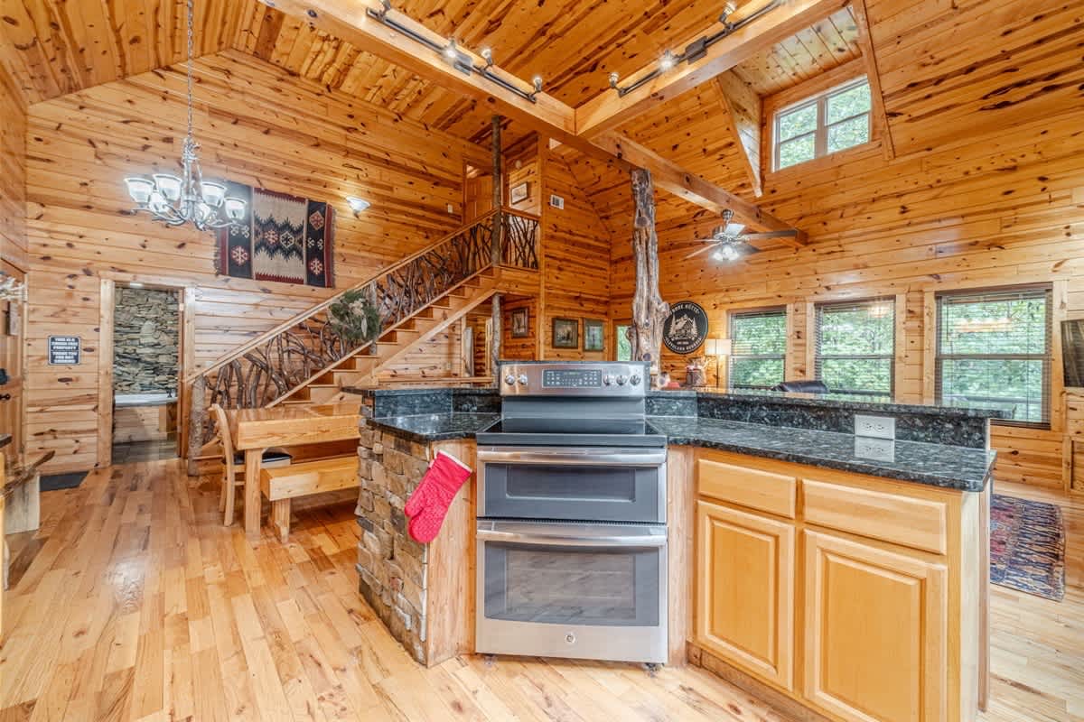FROHE HUTTE l PRIVATE LUXURY GETAWAY & GAME ROOM