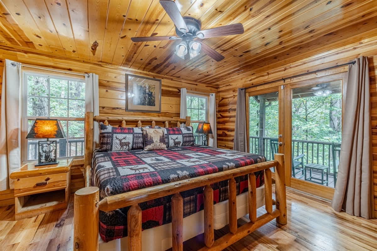 FROHE HUTTE l PRIVATE LUXURY GETAWAY & GAME ROOM