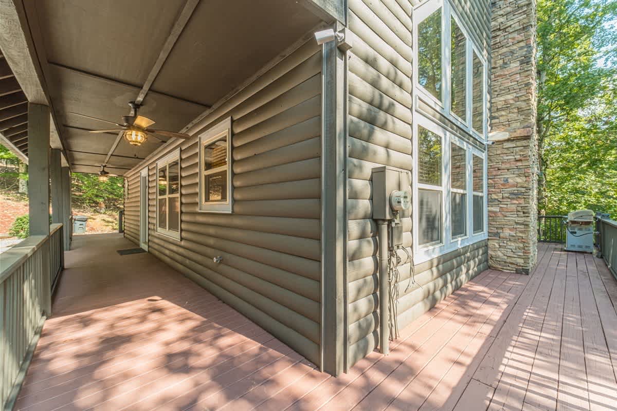 FROHE HUTTE l PRIVATE LUXURY GETAWAY & GAME ROOM