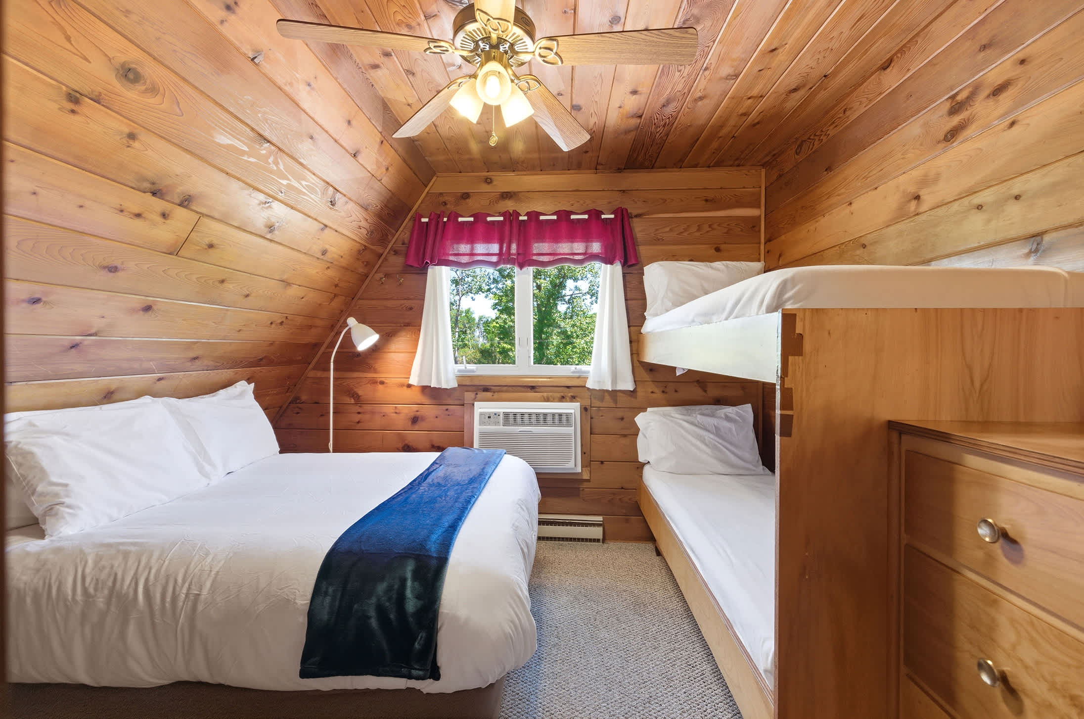 Flexible sleeping setup helps everyone stay comfortably under one roof.