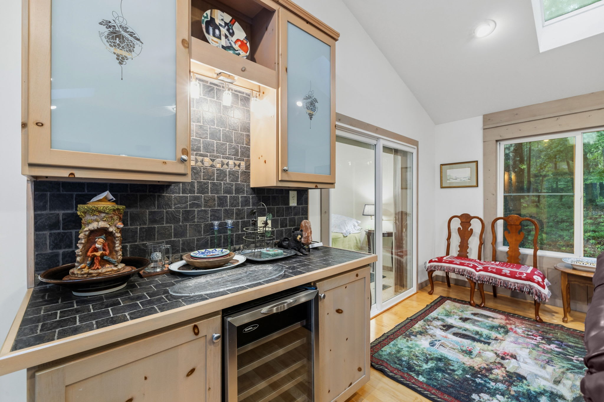 Spacious Cabin Near Bryce & Lake Laura