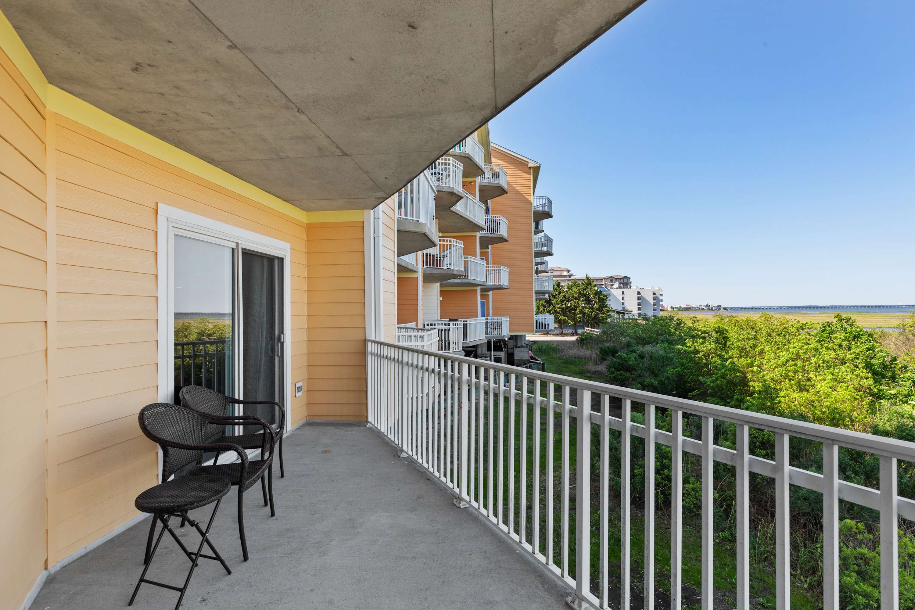 Playa Flamingo 109, Pet Friendly