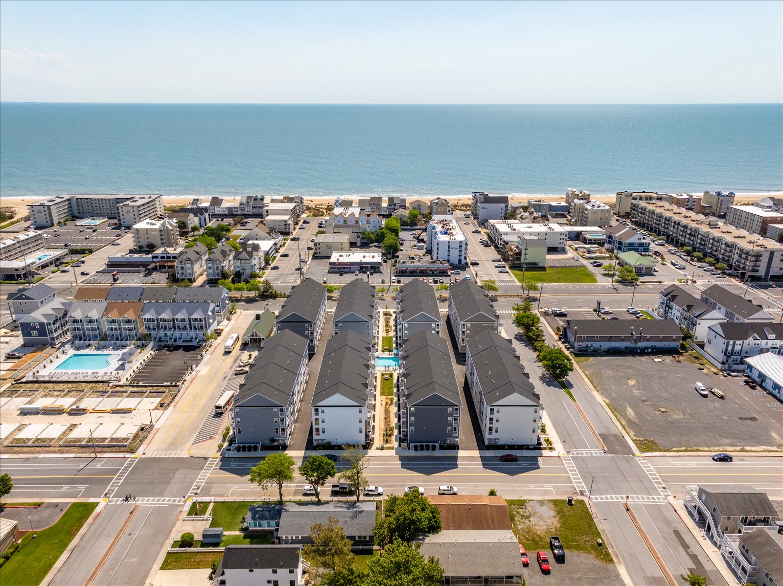 Newly Built Ocean City Townhome with Tons of Space