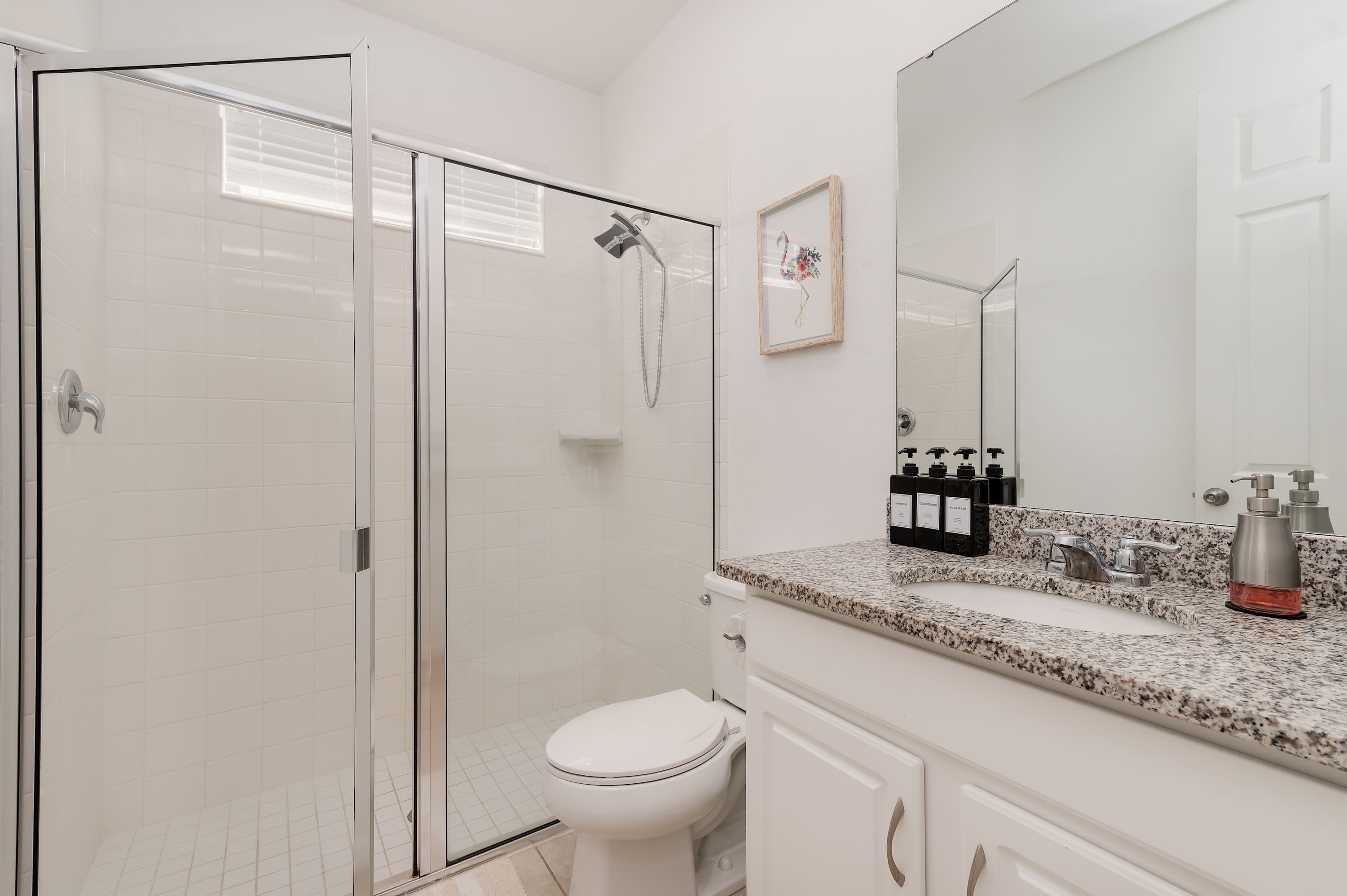 8BR retreat w/ game room, pool & hot tub