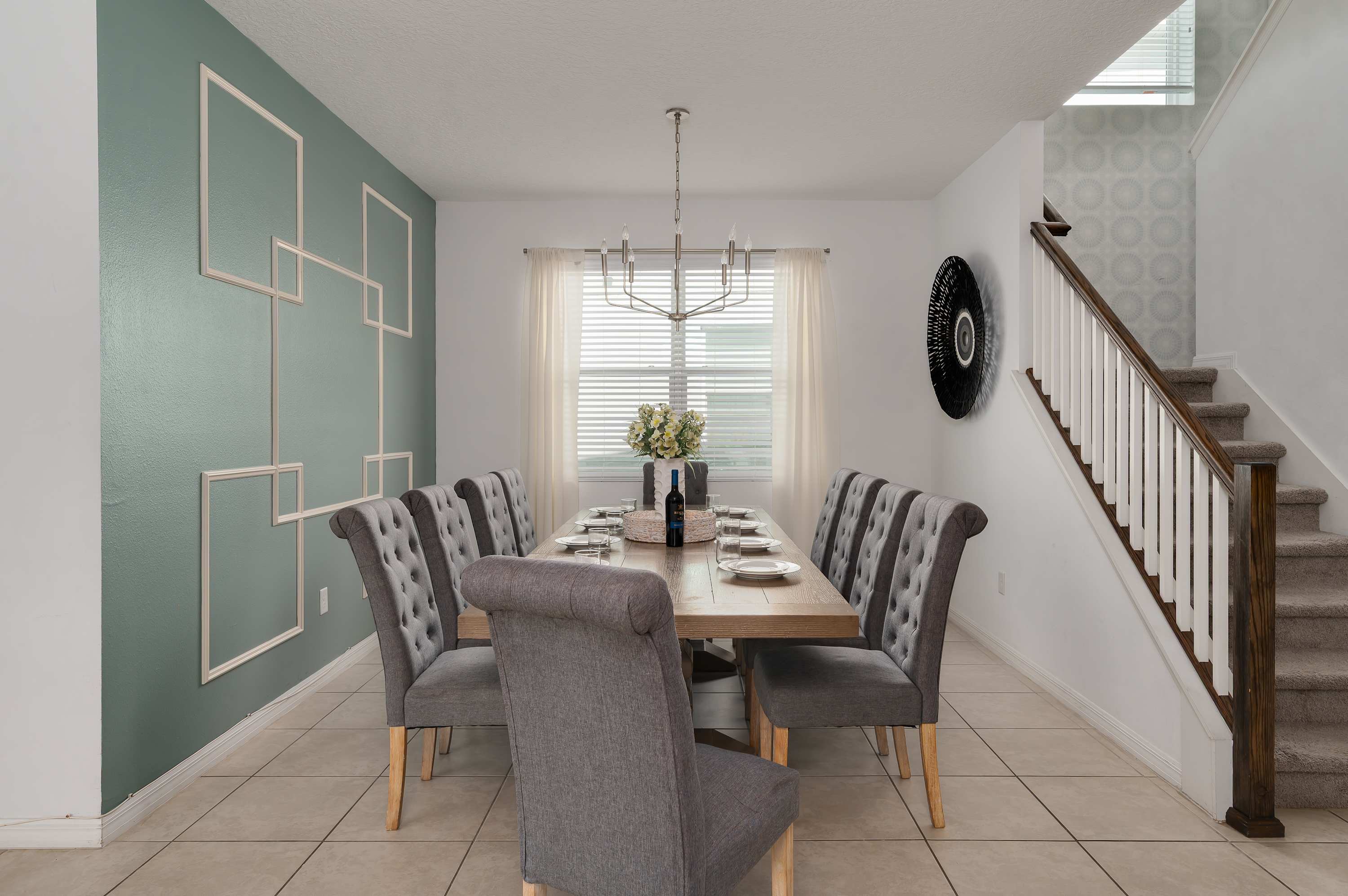 8BR retreat w/ game room, pool & hot tub