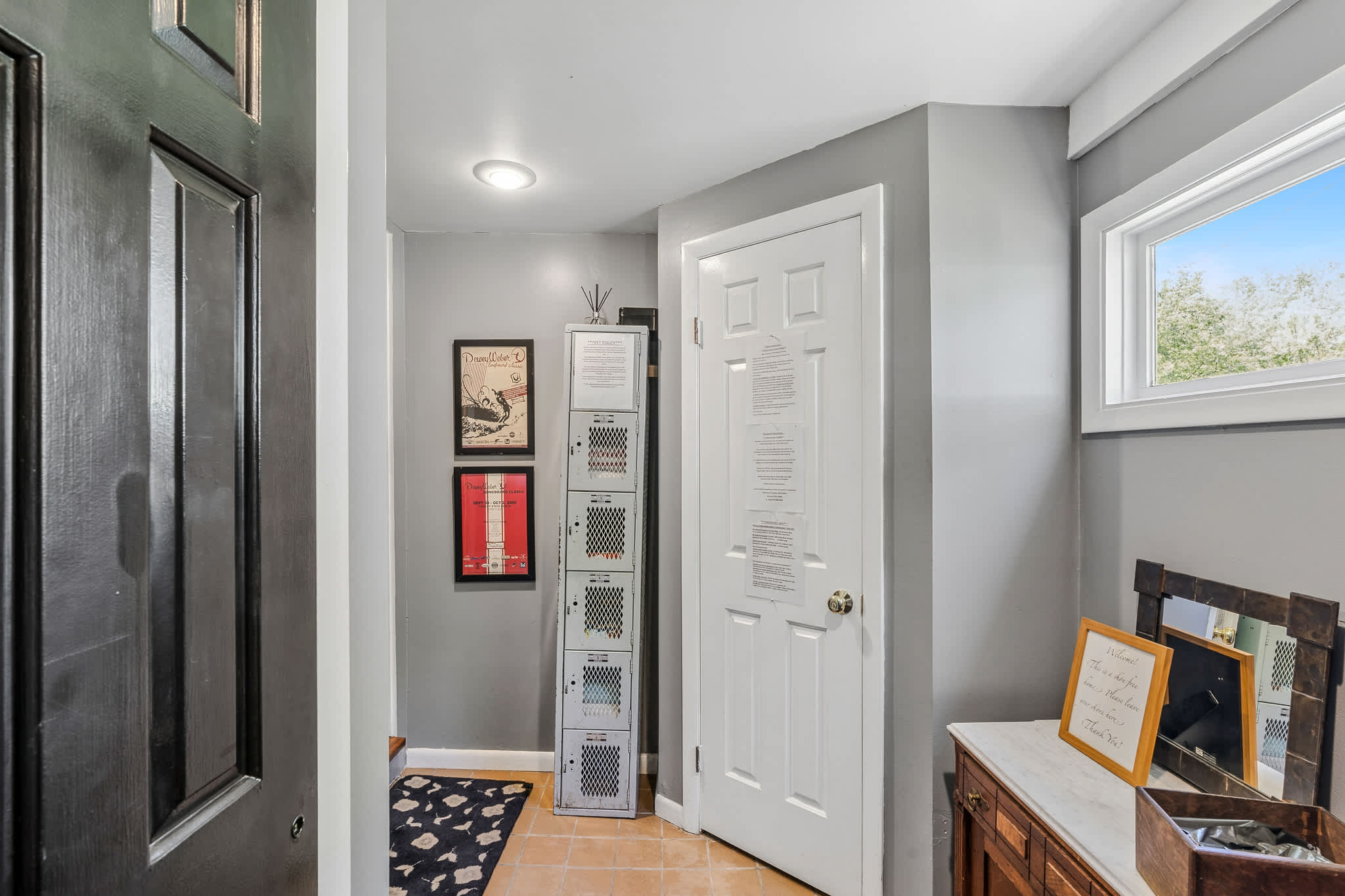 Beautiful Village of Woodstock home near the Inn