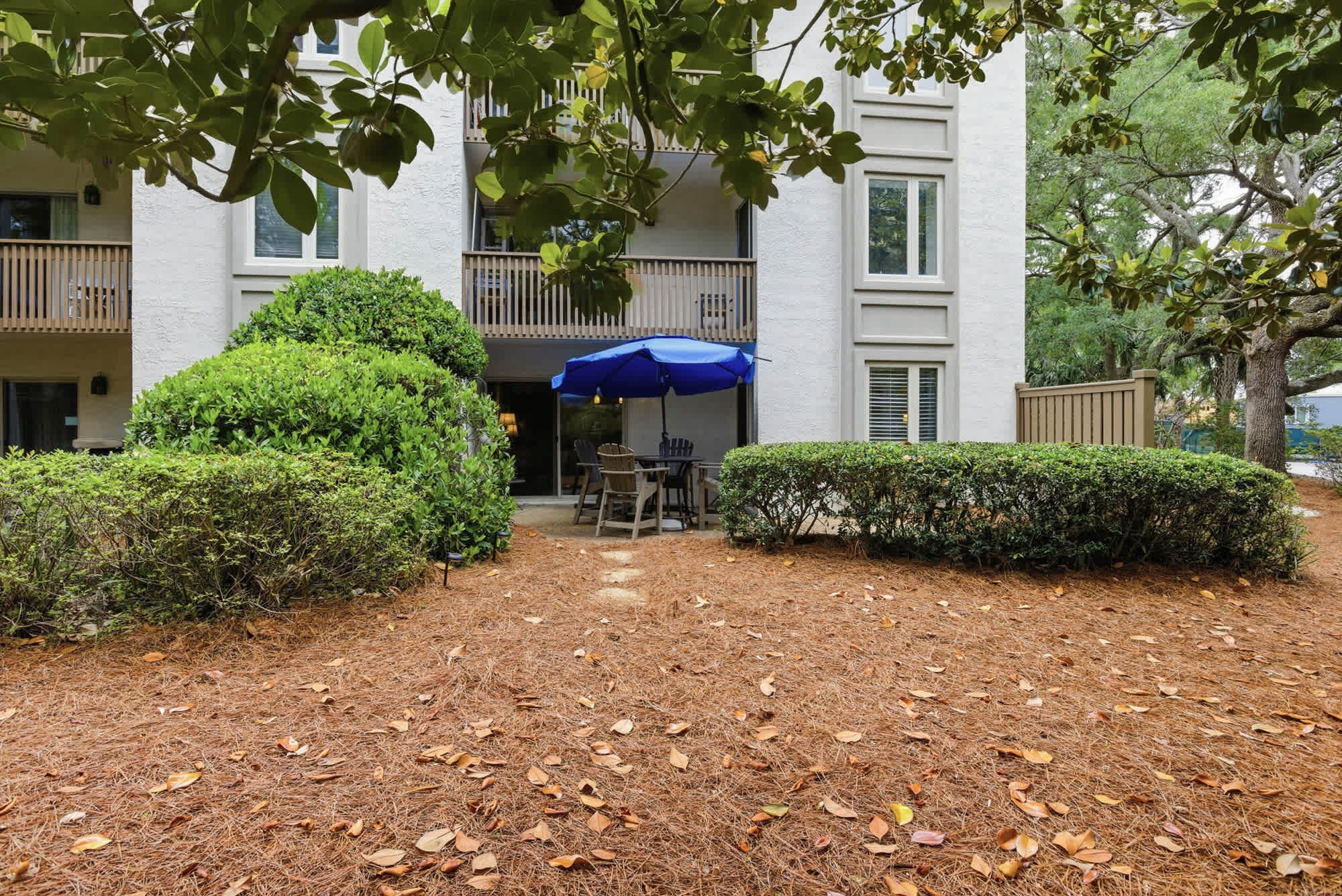 1653 Bluff Villas | Photo 25